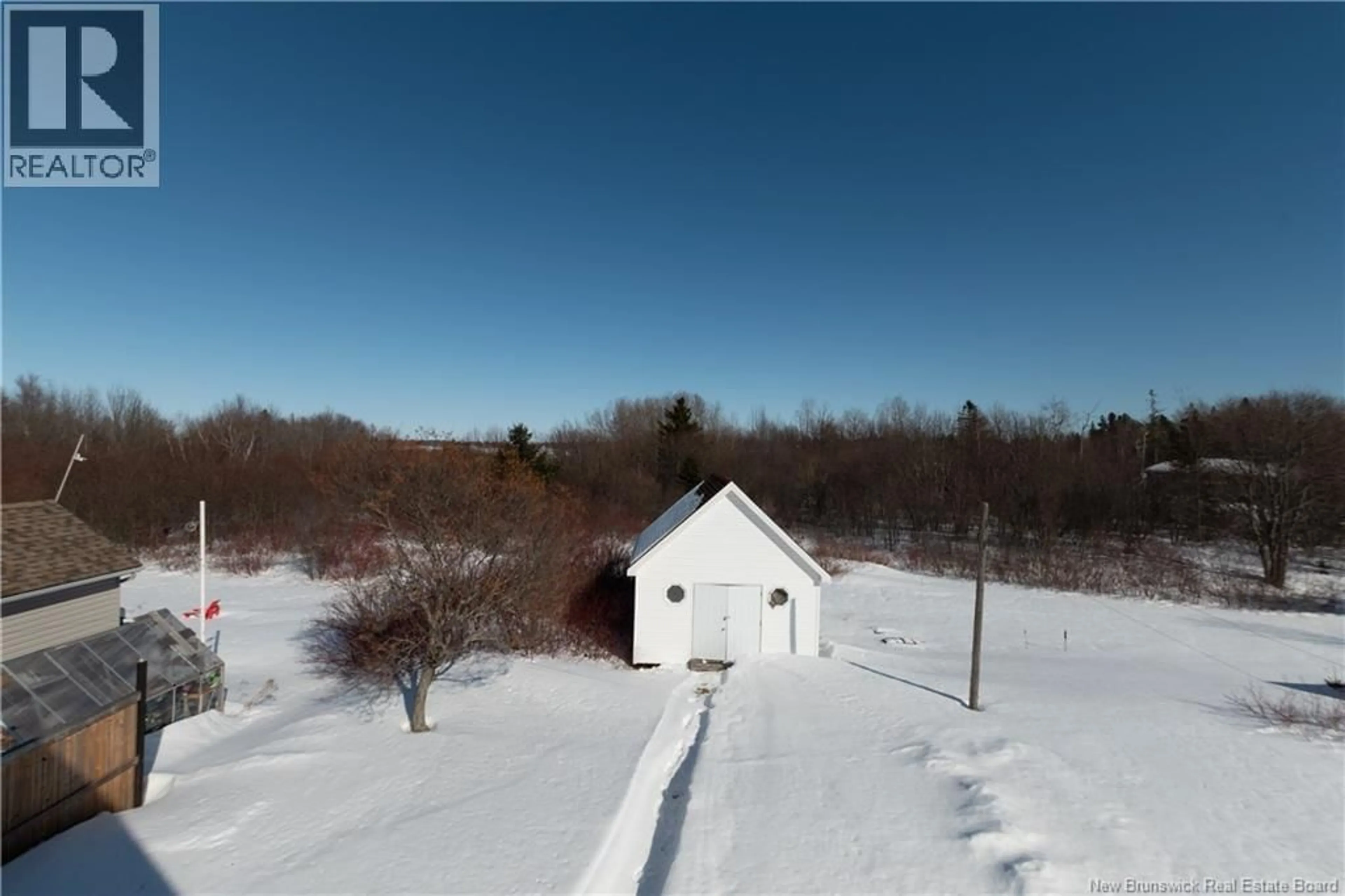 A pic from outside/outdoor area/front of a property/back of a property/a pic from drone, unknown for 100 TIPPERARY STREET, Shediac New Brunswick E4P2V9
