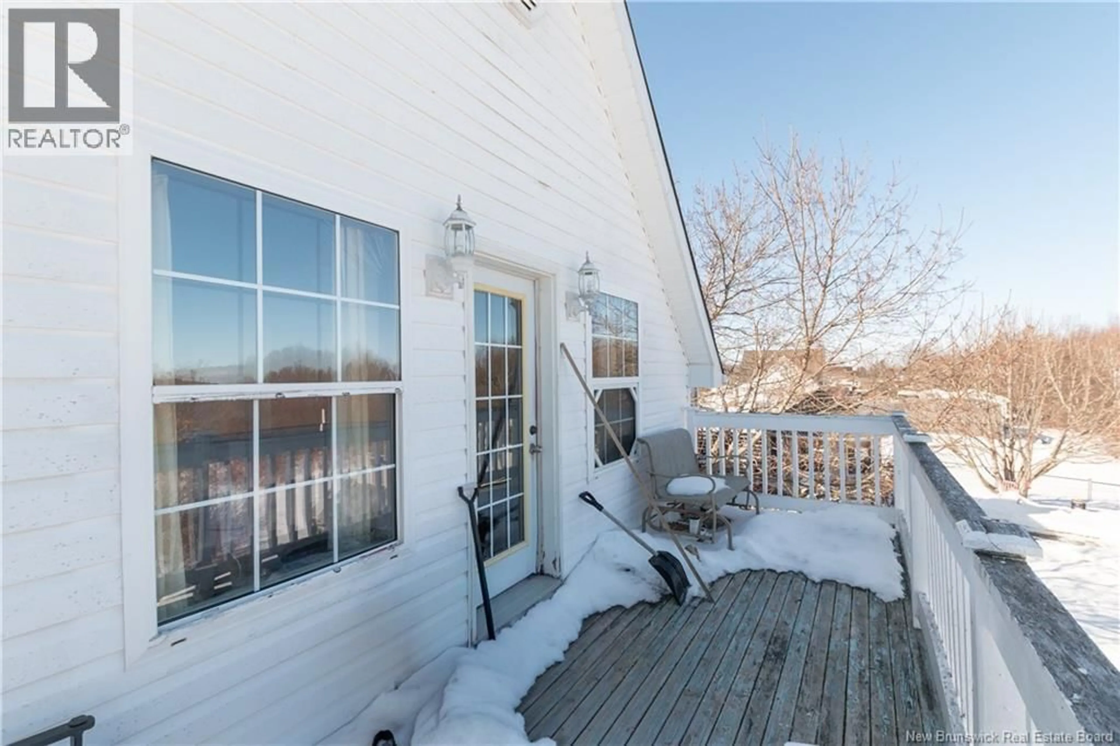 Patio, water/lake/river/ocean view for 100 TIPPERARY STREET, Shediac New Brunswick E4P2V9
