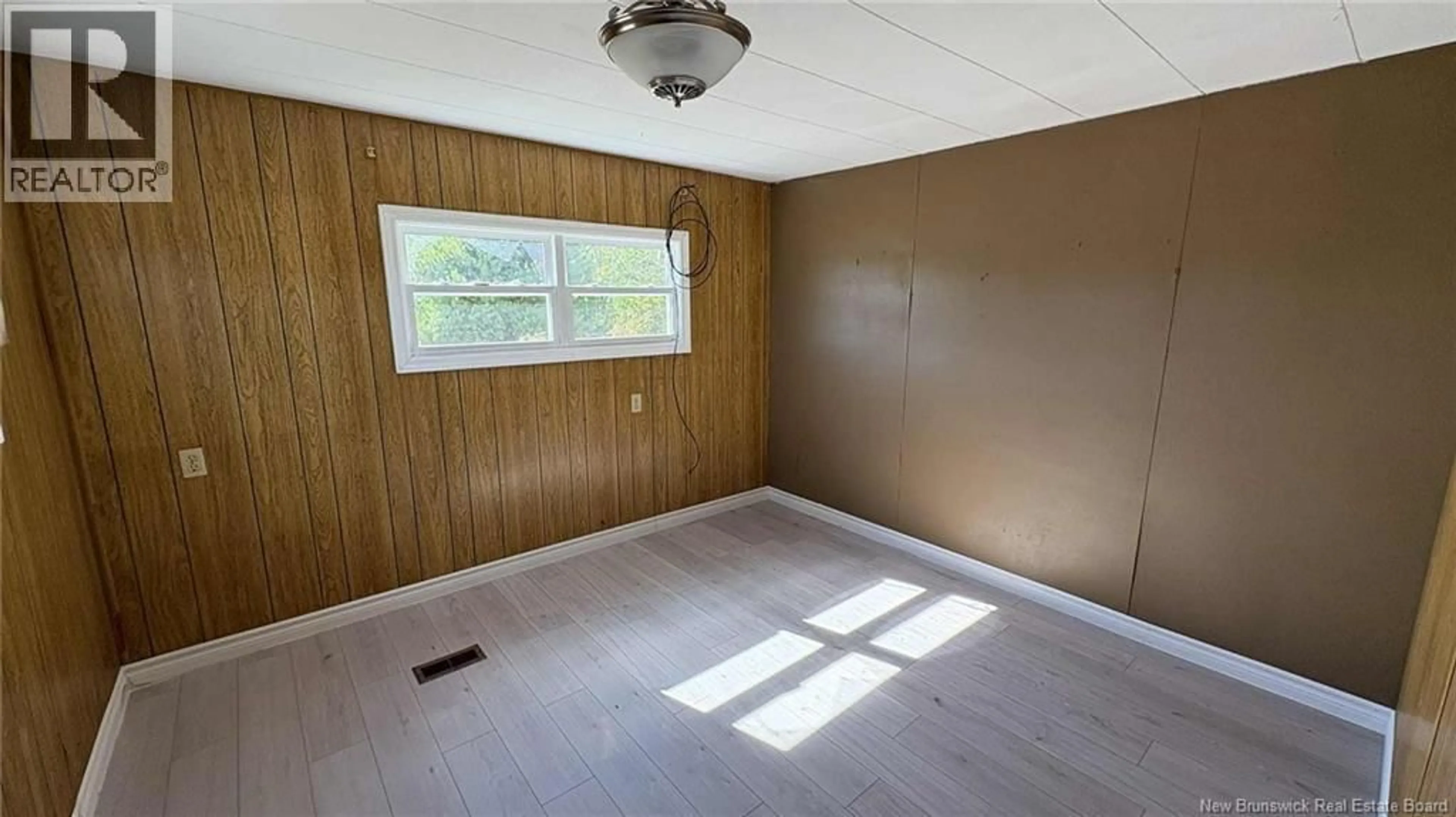 A pic of a room for 6 FIRE STREET, Riverside-Albert New Brunswick E4H3Z3