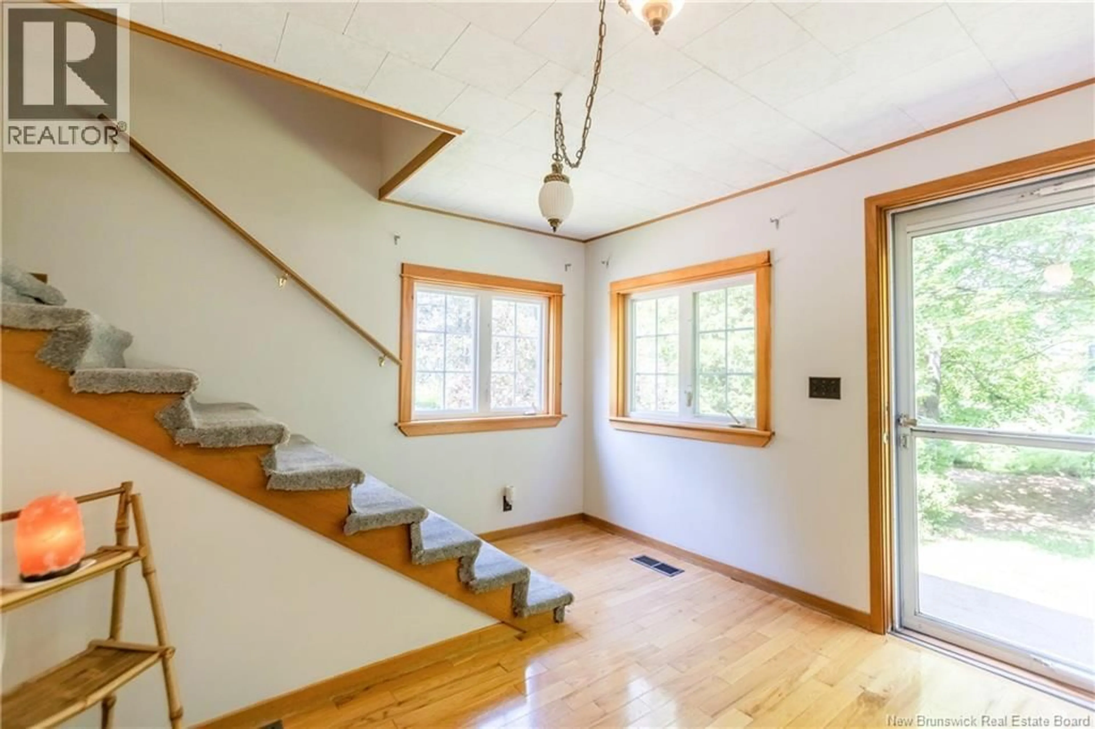 Unknown for 18 MOFFATT LANE, Sackville New Brunswick E4L4E1