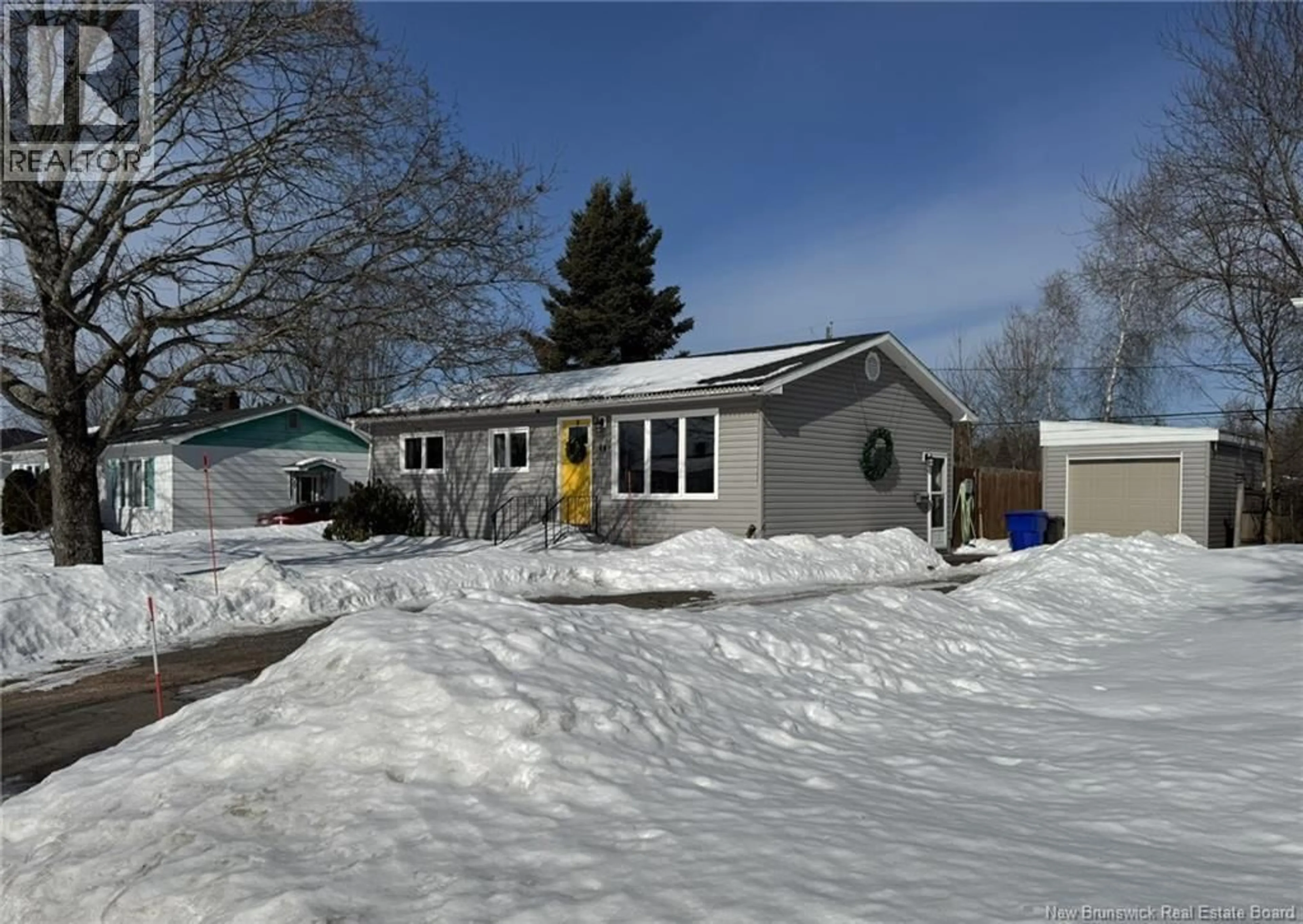 Unknown for 44 LANSDOWNE COURT, Riverview New Brunswick E1B3E3