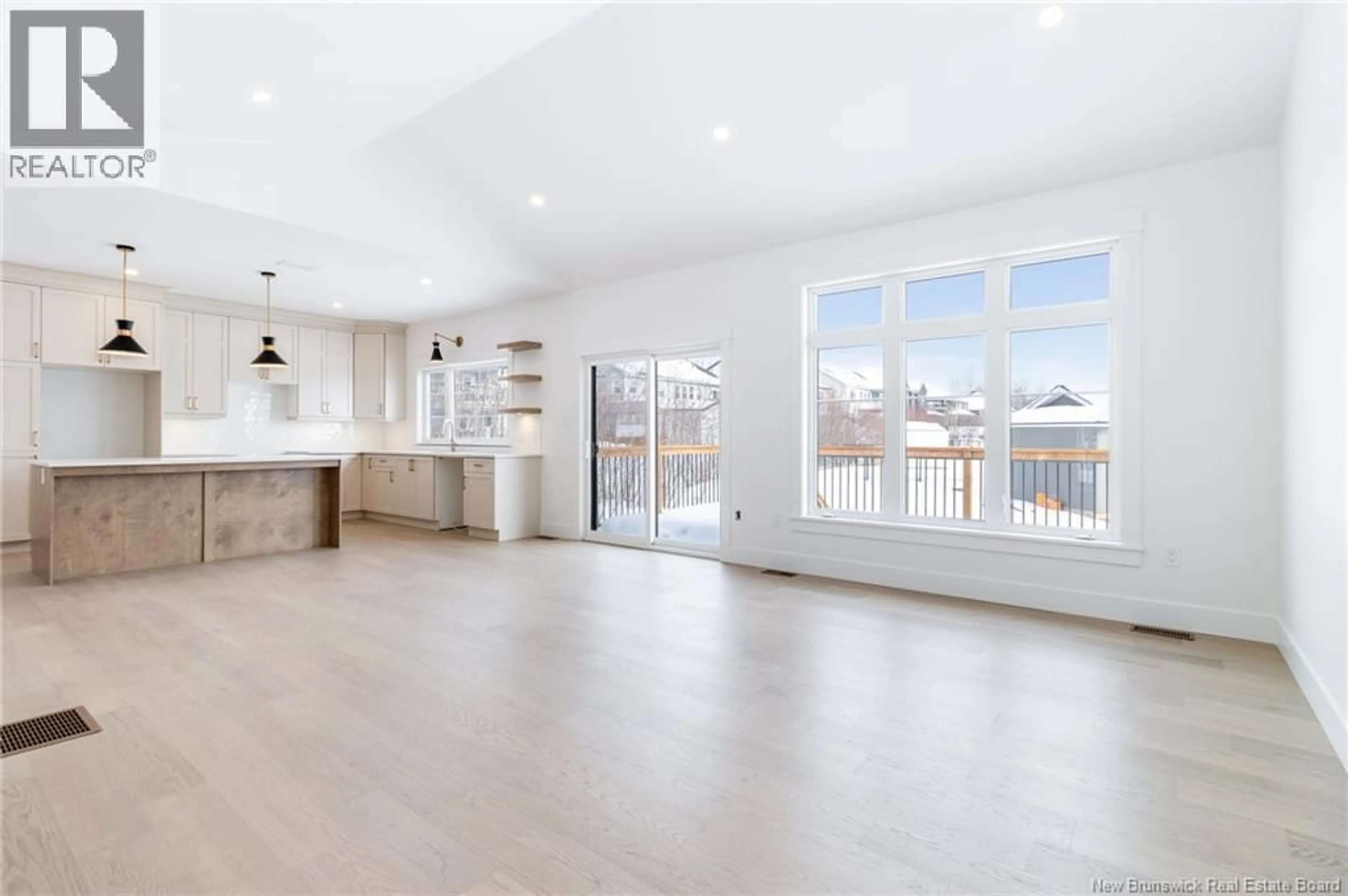 Unknown for 11 DONMAC COURT, Fredericton New Brunswick E3G0G9