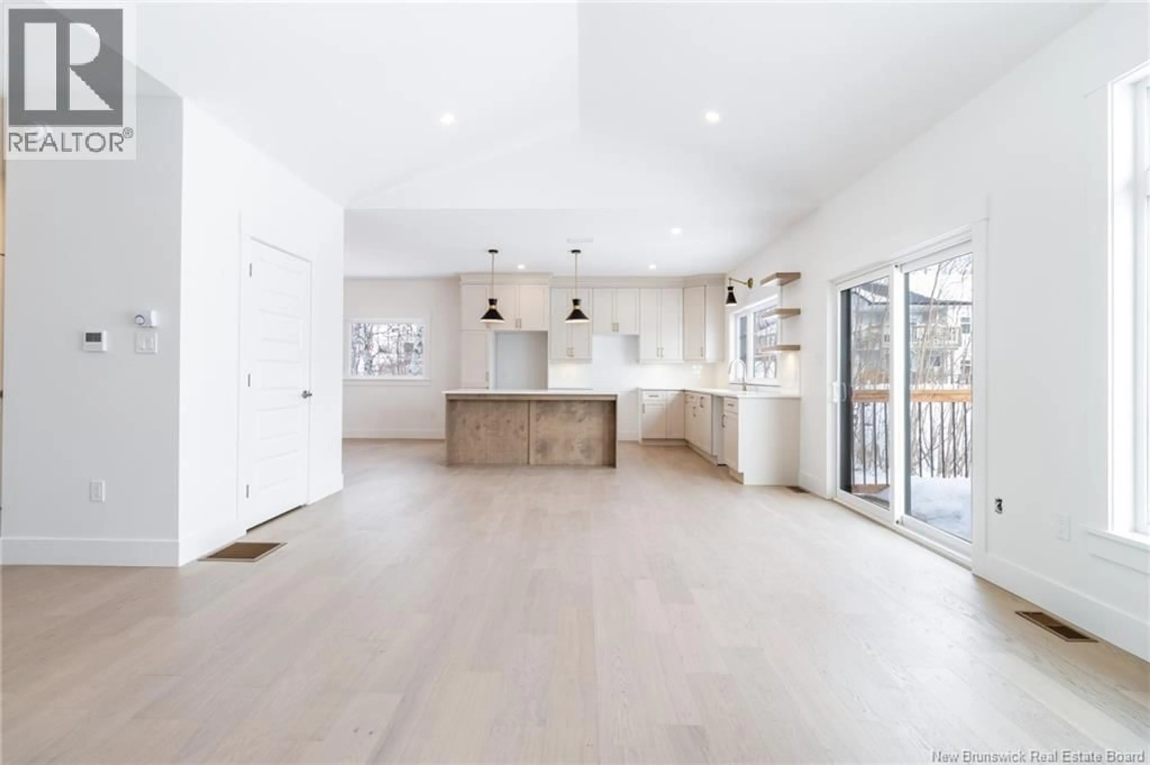 Unknown for 11 DONMAC COURT, Fredericton New Brunswick E3G0G9