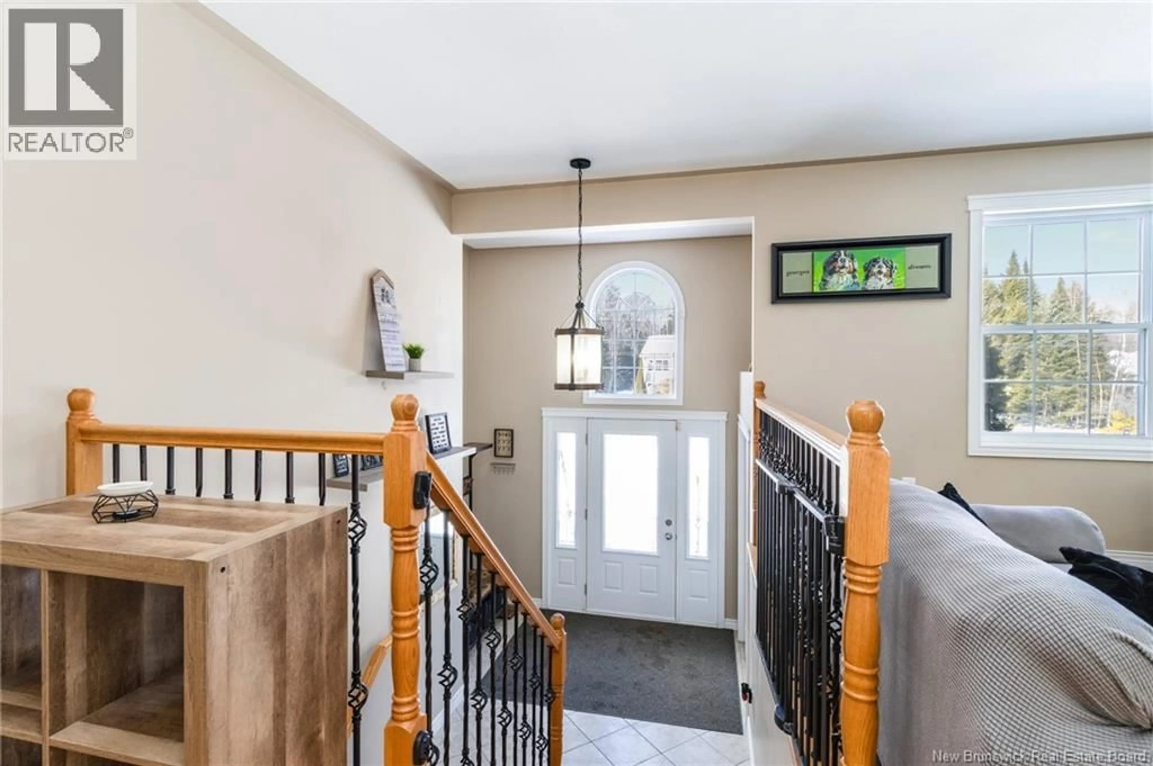 Indoor entryway for 27 BENERIN COURT, Lincoln New Brunswick E3B0J6