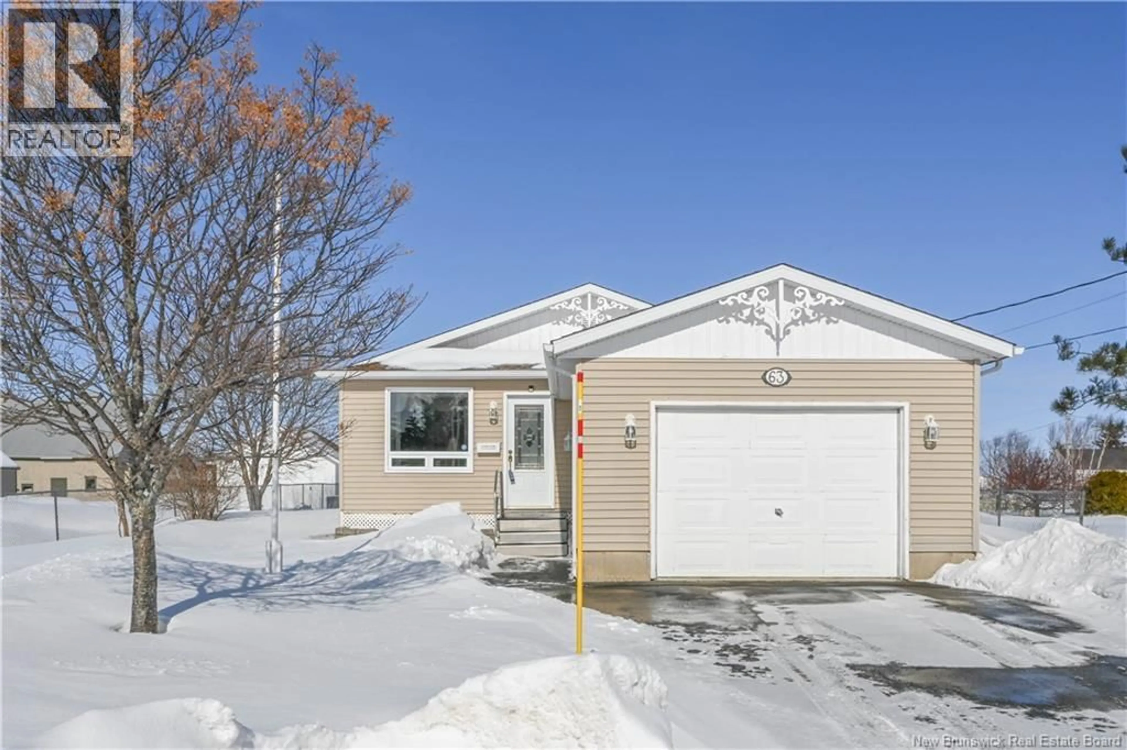 Unknown for 63 PARISÉ STREET, Caraquet New Brunswick E1W1B6