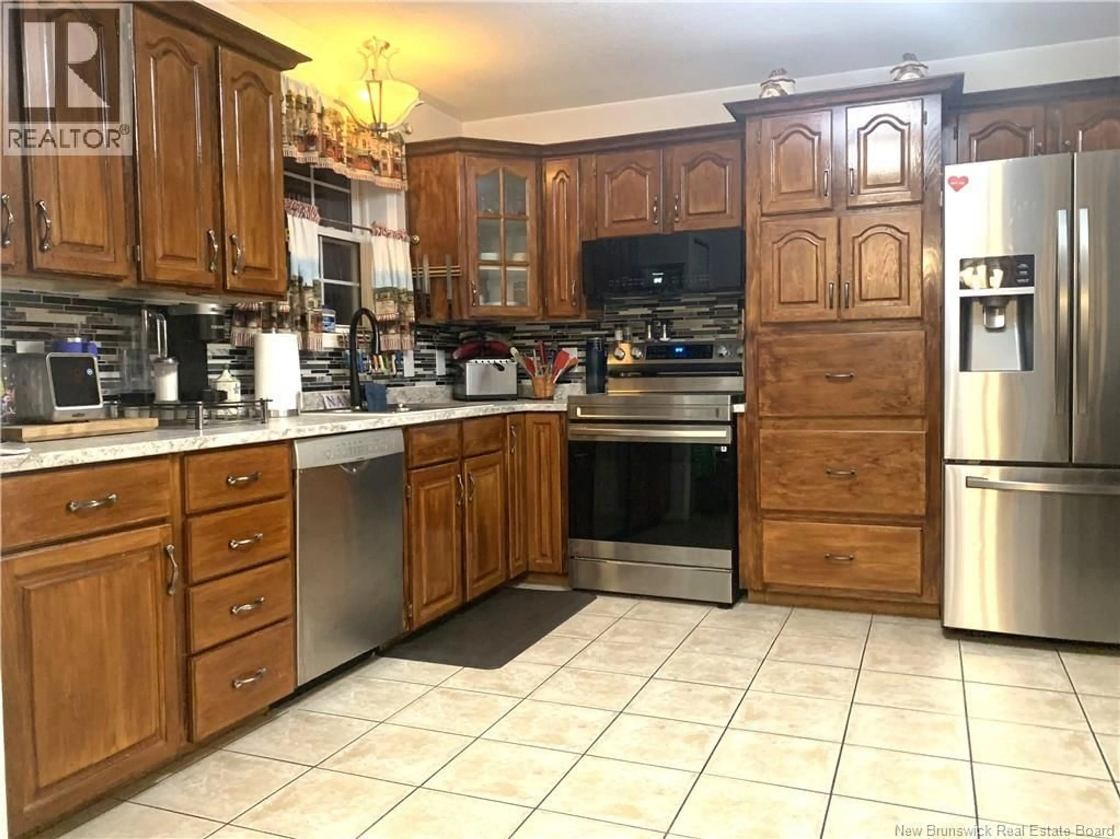 Standard kitchen, unknown for 50 CLARENCE STREET, Geary New Brunswick E2V4C6