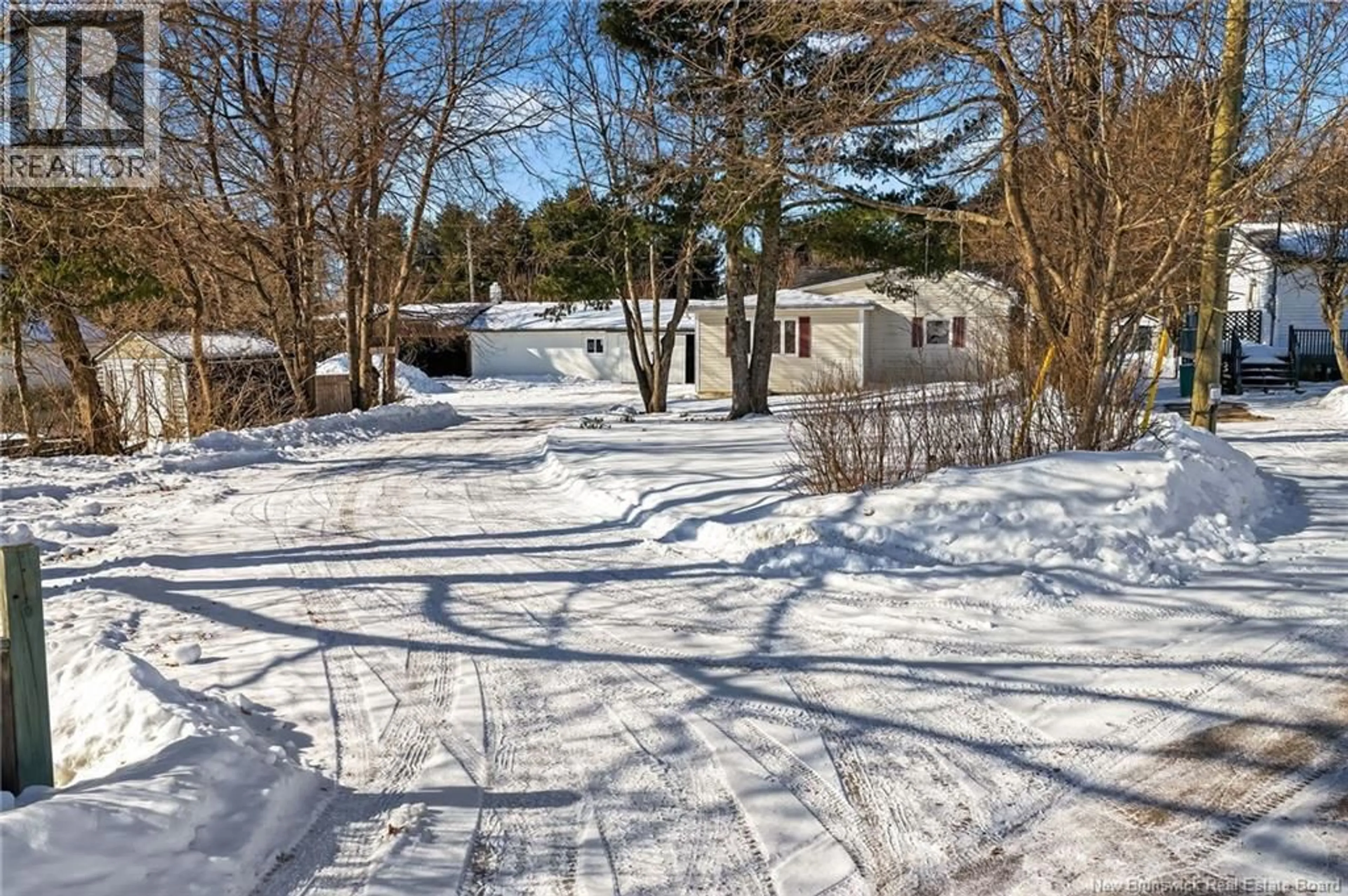A pic from outside/outdoor area/front of a property/back of a property/a pic from drone, street for 2 BERTHA, Bouctouche New Brunswick E4S2W6