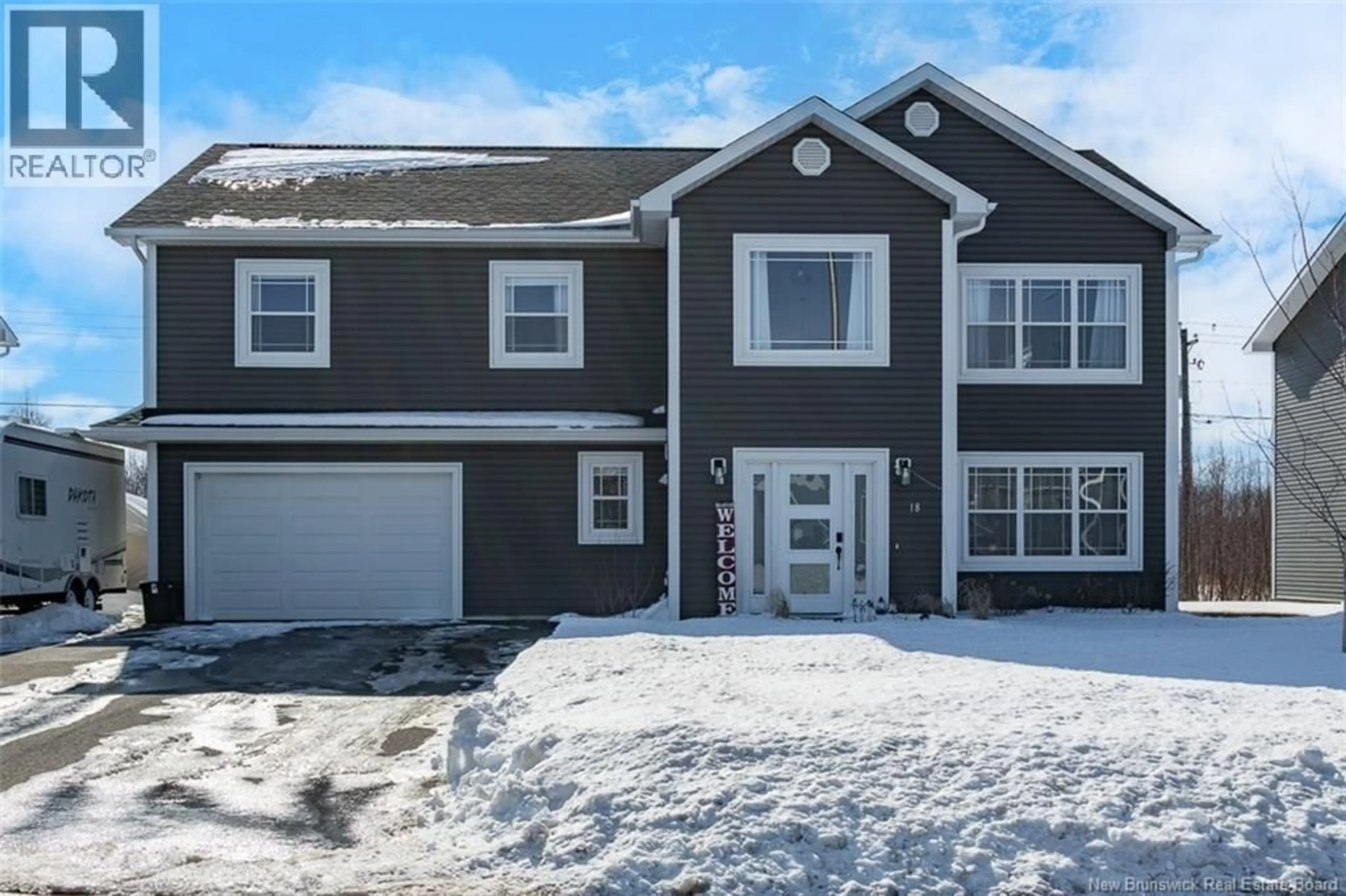 Home with vinyl exterior material, street for 18 DOHERTY DRIVE, Oromocto New Brunswick E2V0M1