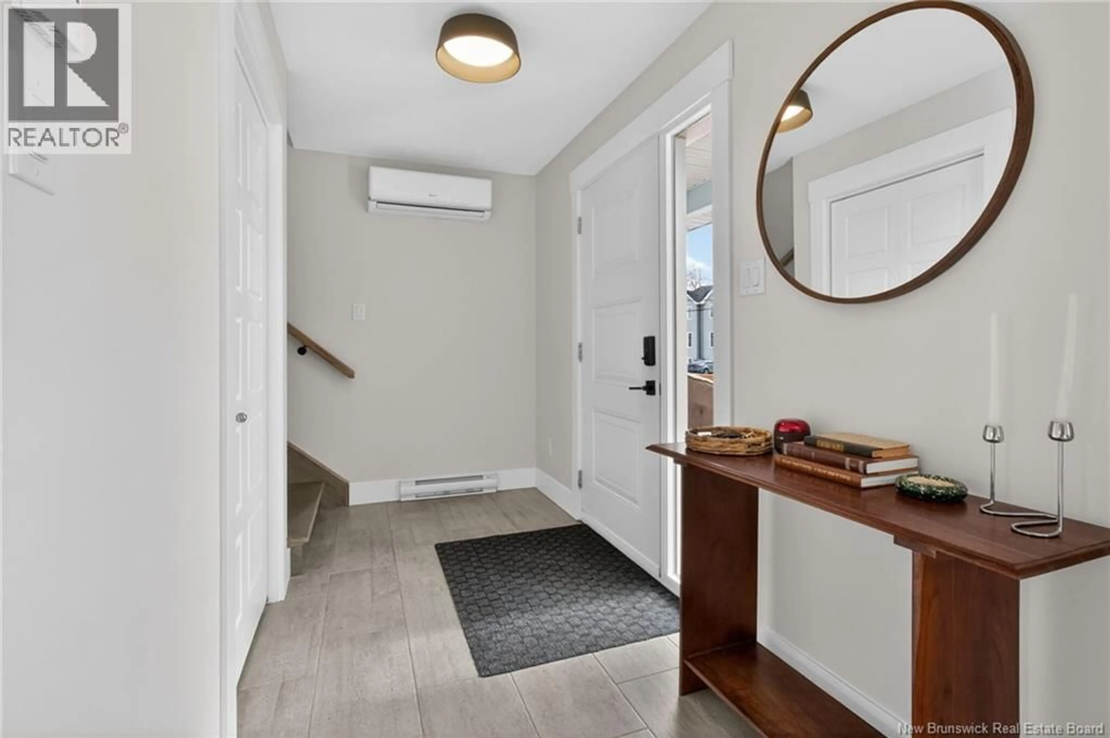 Indoor entryway for 55 HOLLAND DRIVE, Moncton New Brunswick E1G0X5