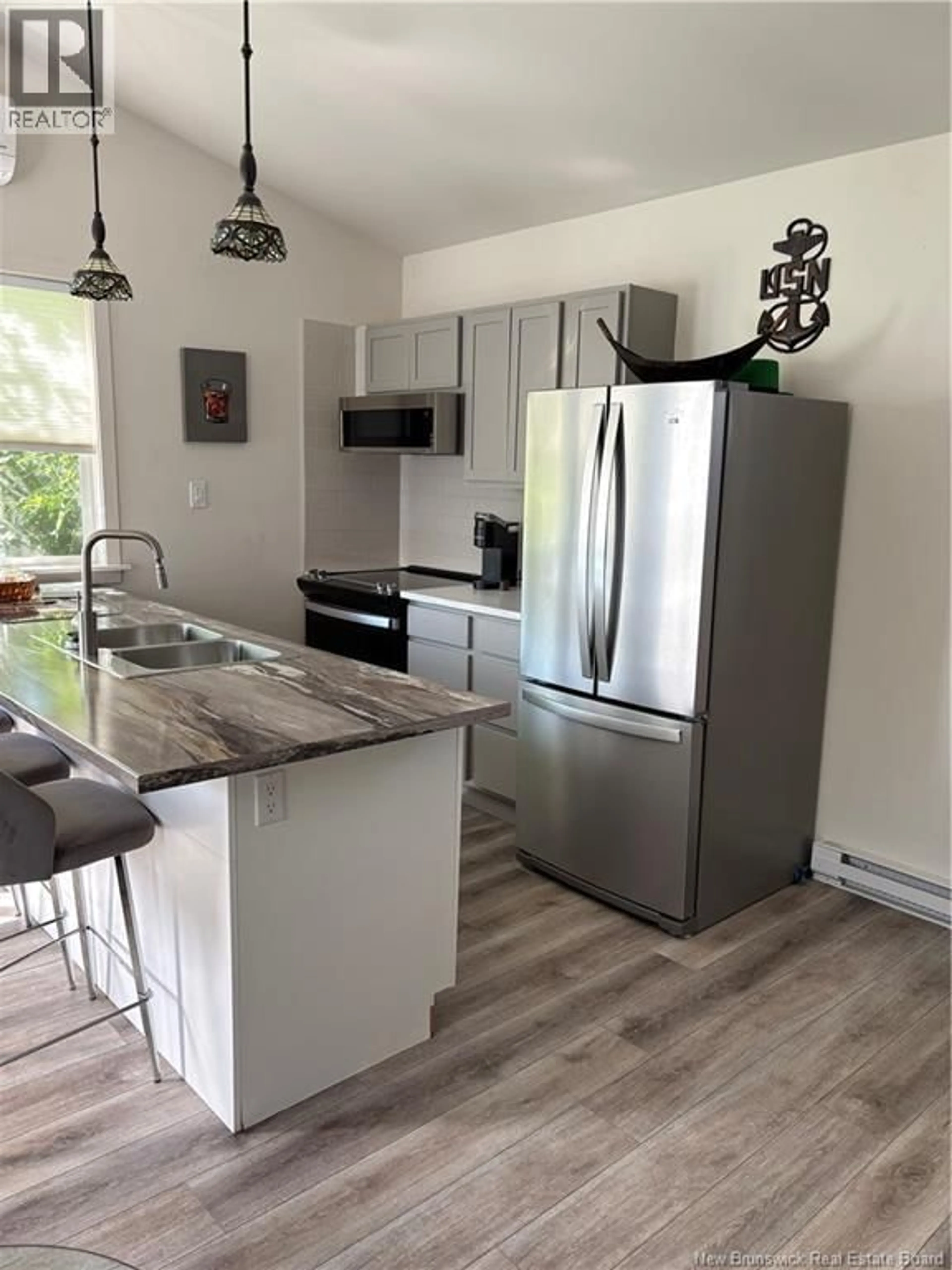 Open concept kitchen, unknown for 29 RAILWAY AVENUE, Pointe-Du-Chêne New Brunswick E4P2W6