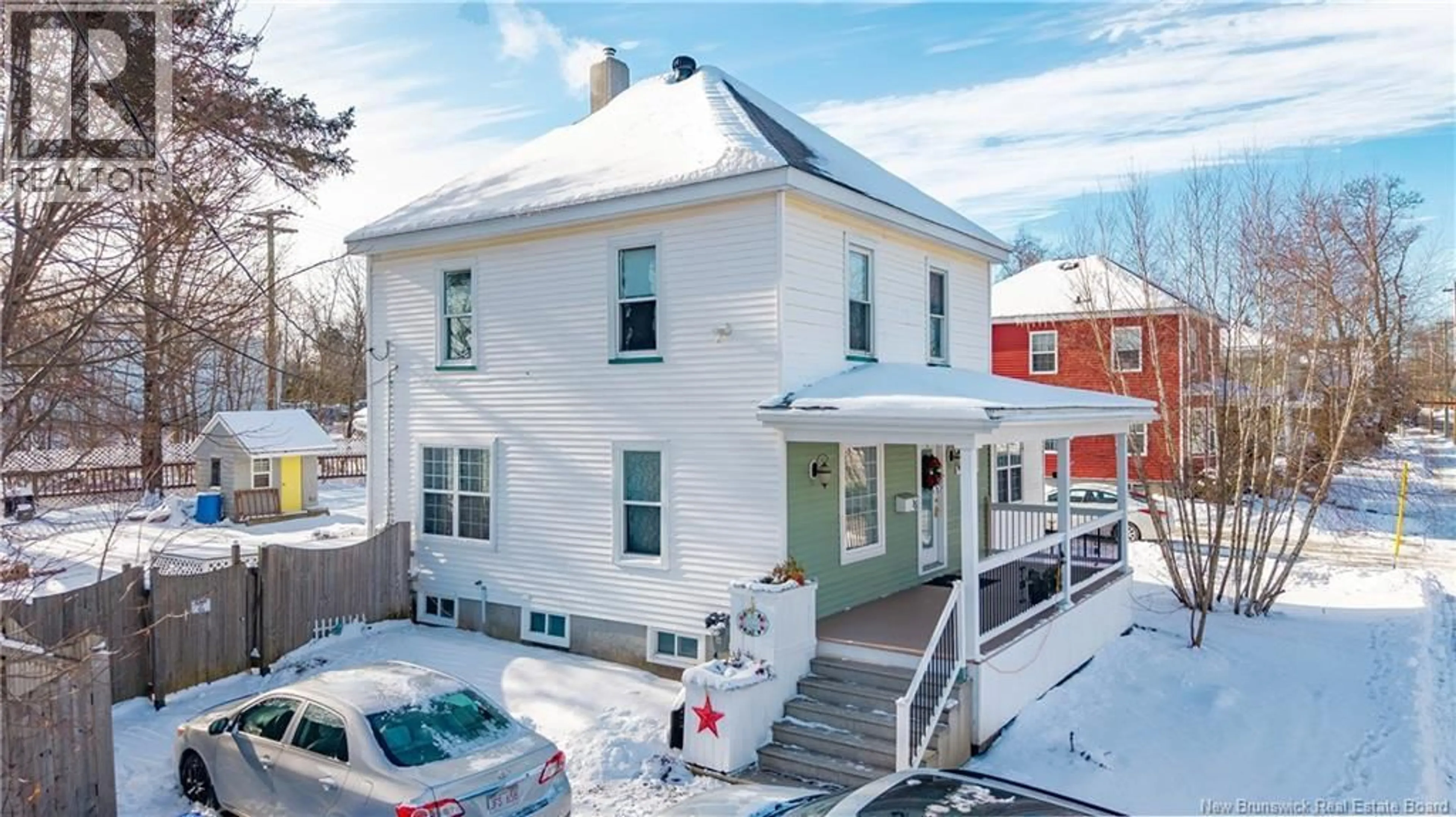 A pic from outside/outdoor area/front of a property/back of a property/a pic from drone, building for 15 QUEEN E STREET, St. Stephen New Brunswick E3L2H9