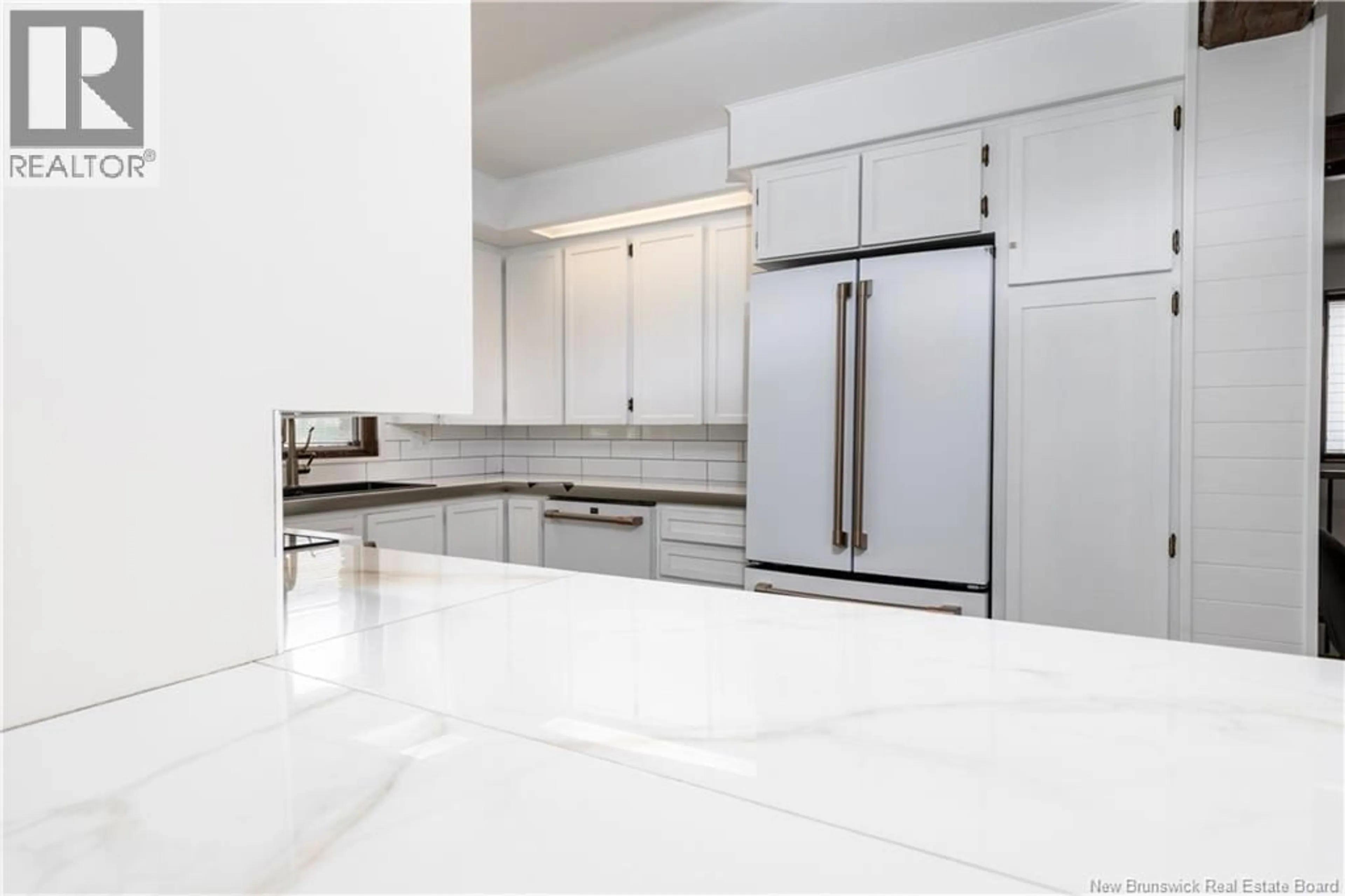 Open concept kitchen, ceramic/tile floor for 345 FRONT STREET, Grand-Sault/Grand Falls New Brunswick E3Z2S8