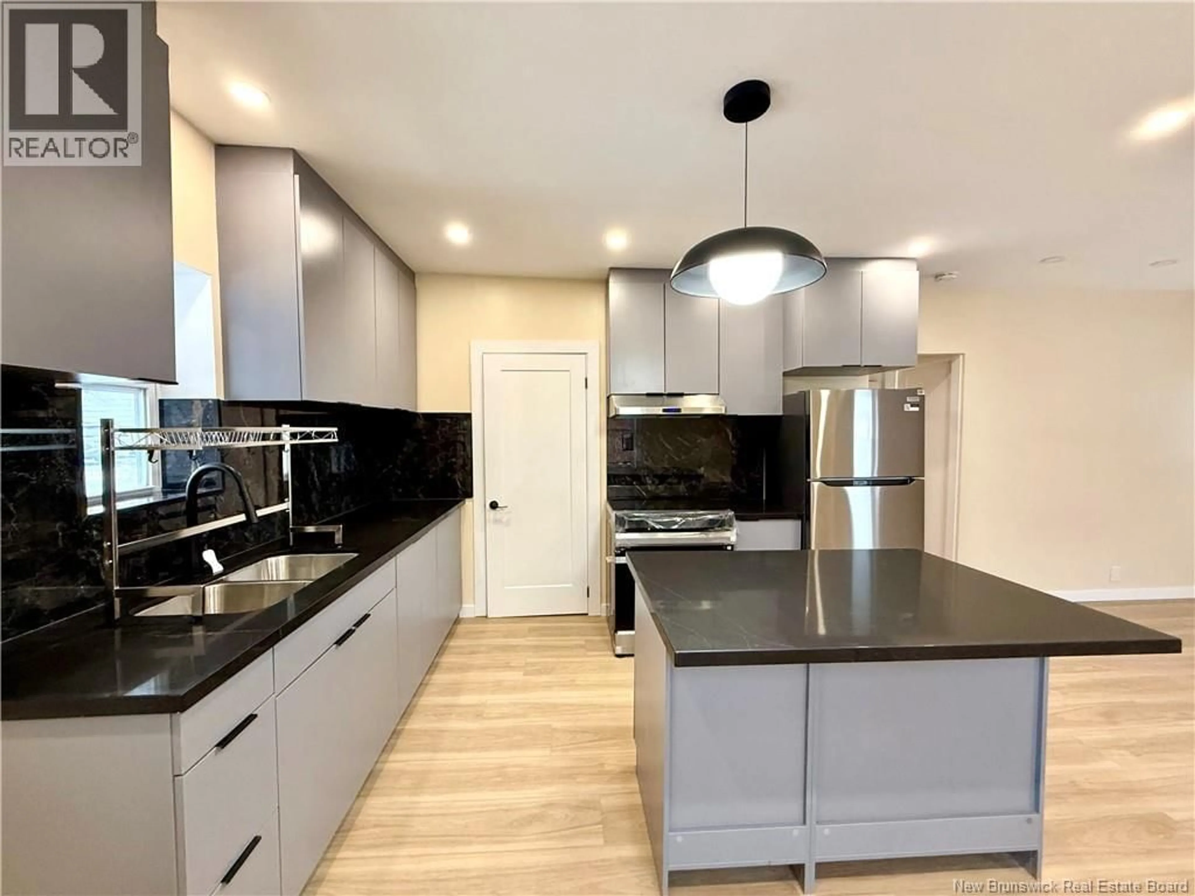 Contemporary kitchen, unknown for 16 RUE BELLEVUE STREET, Edmundston New Brunswick E3V2C7