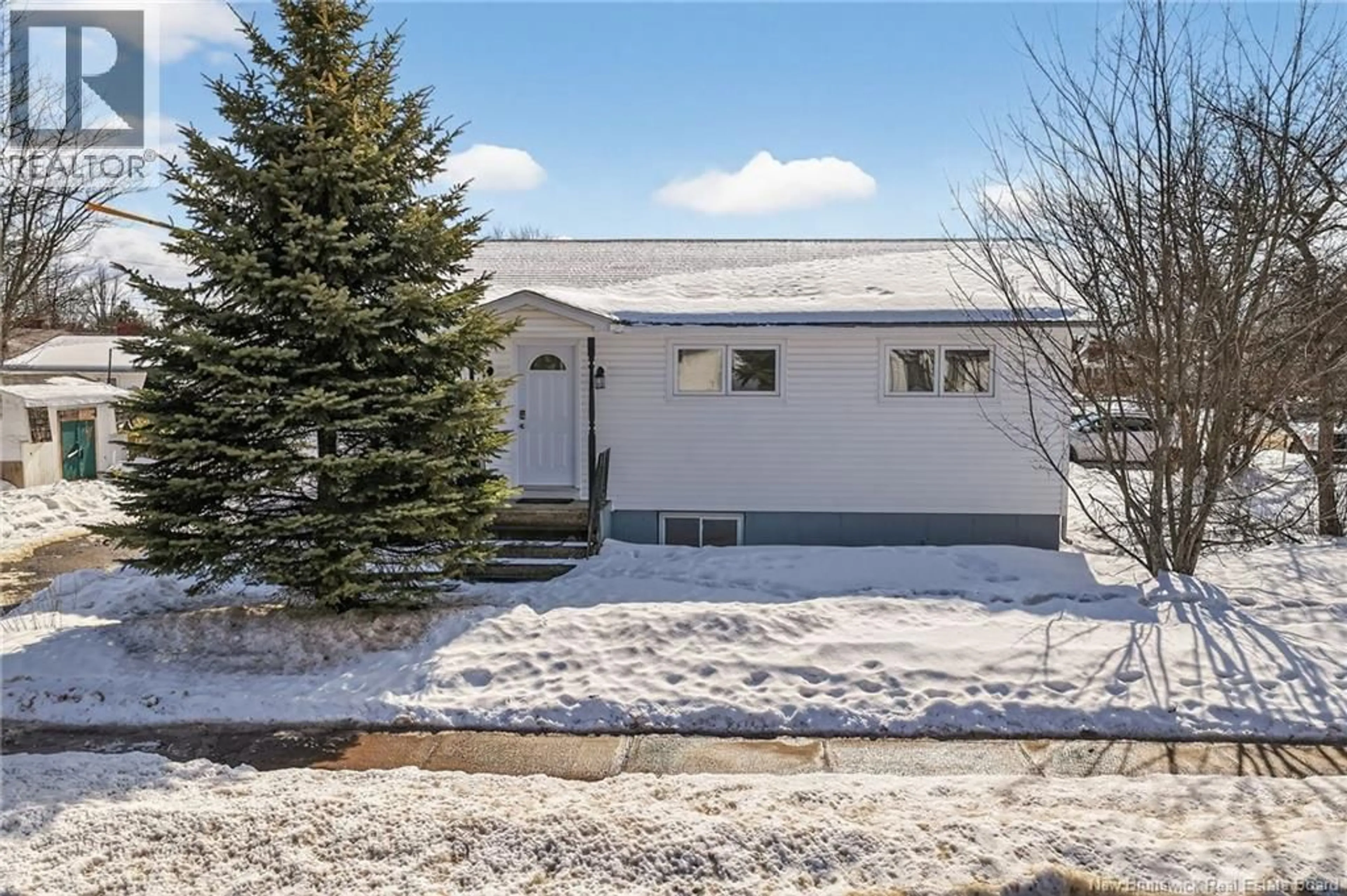 Unknown for 142 CRANDALL, Moncton New Brunswick E1C4E3