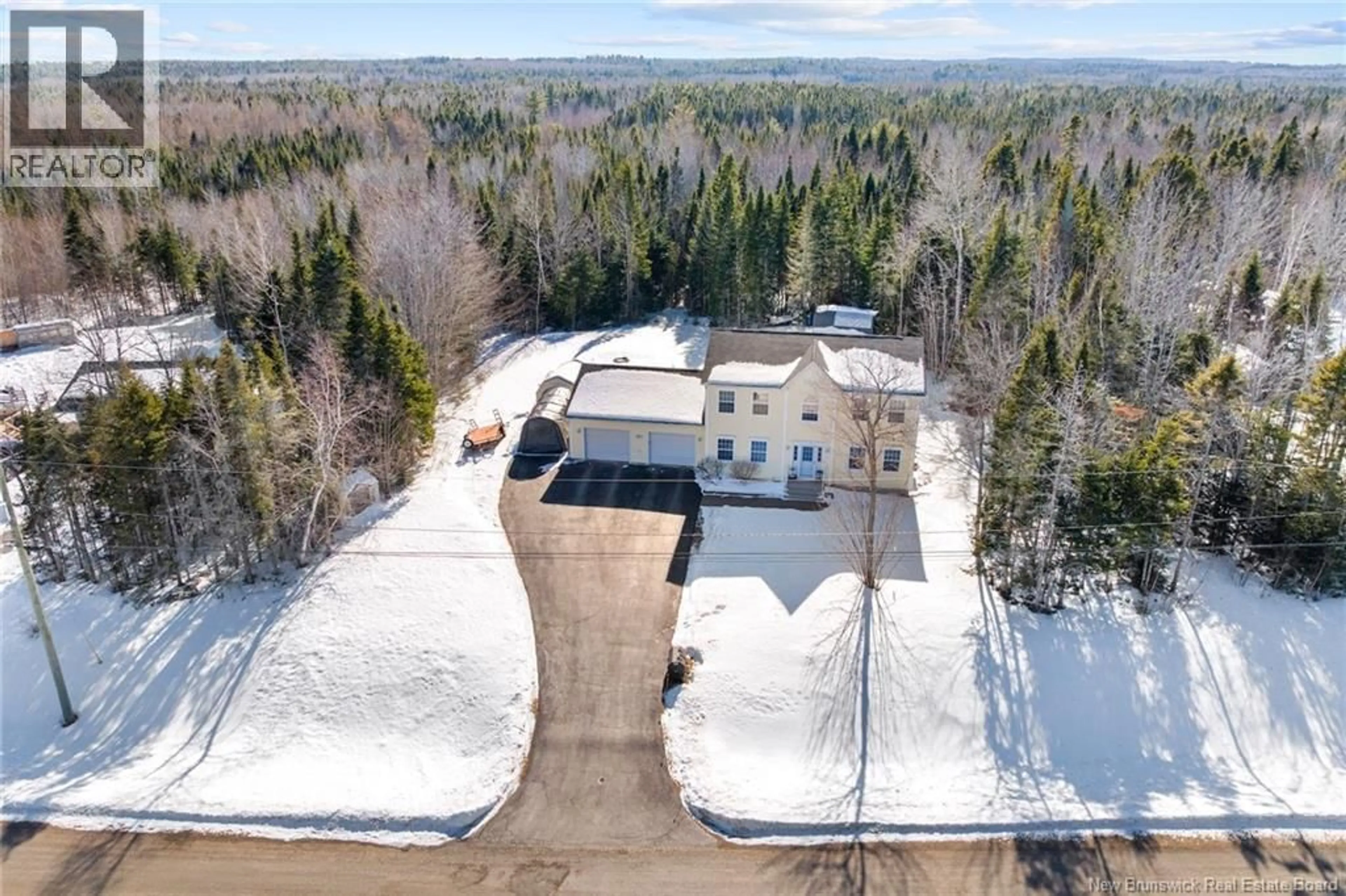 A pic from outside/outdoor area/front of a property/back of a property/a pic from drone, unknown for 50 IRENE STREET, Burton New Brunswick E2V0E7