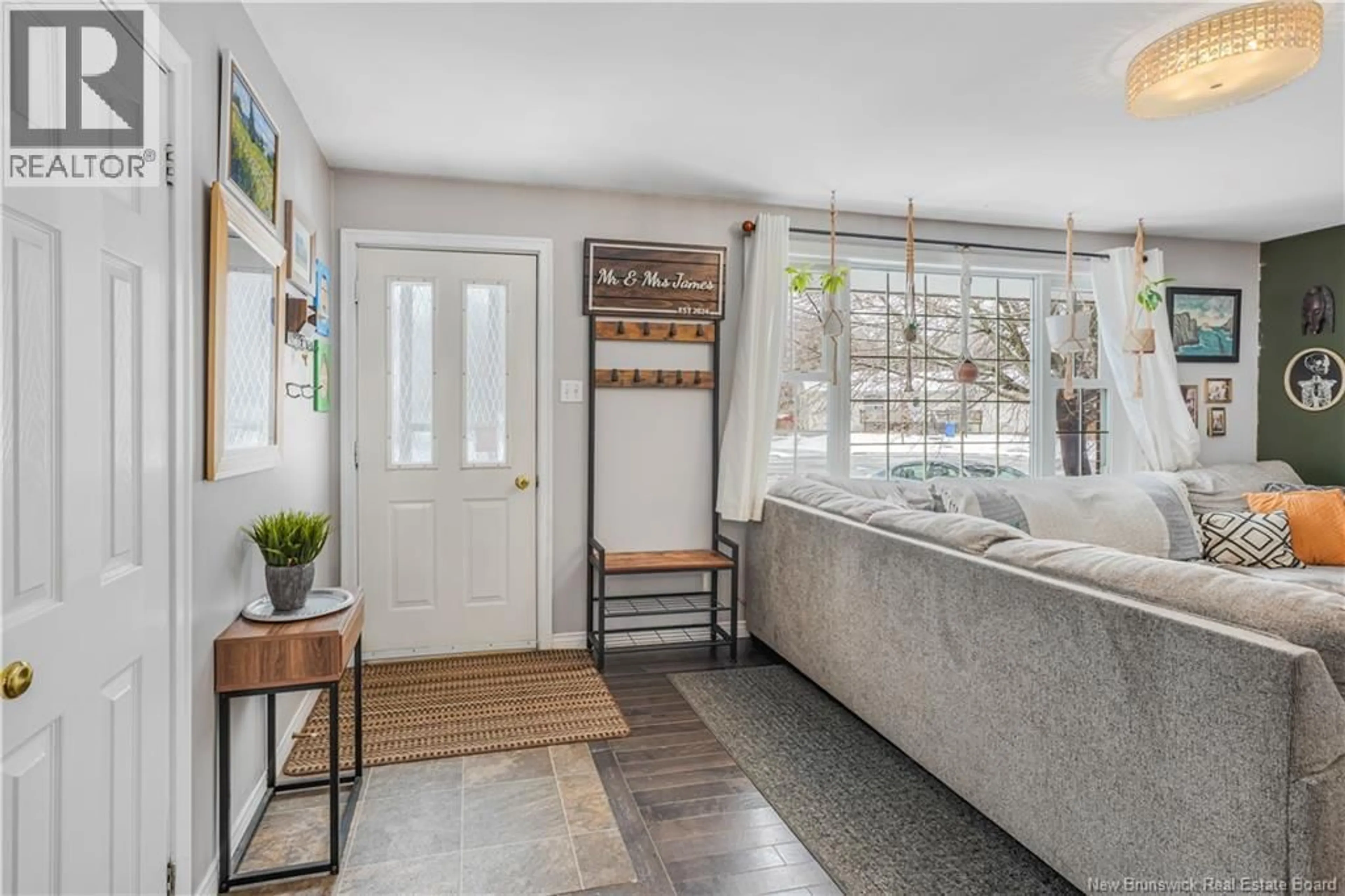 Indoor entryway for 106 MCGRAND COURT, Fredericton New Brunswick E3A1H6