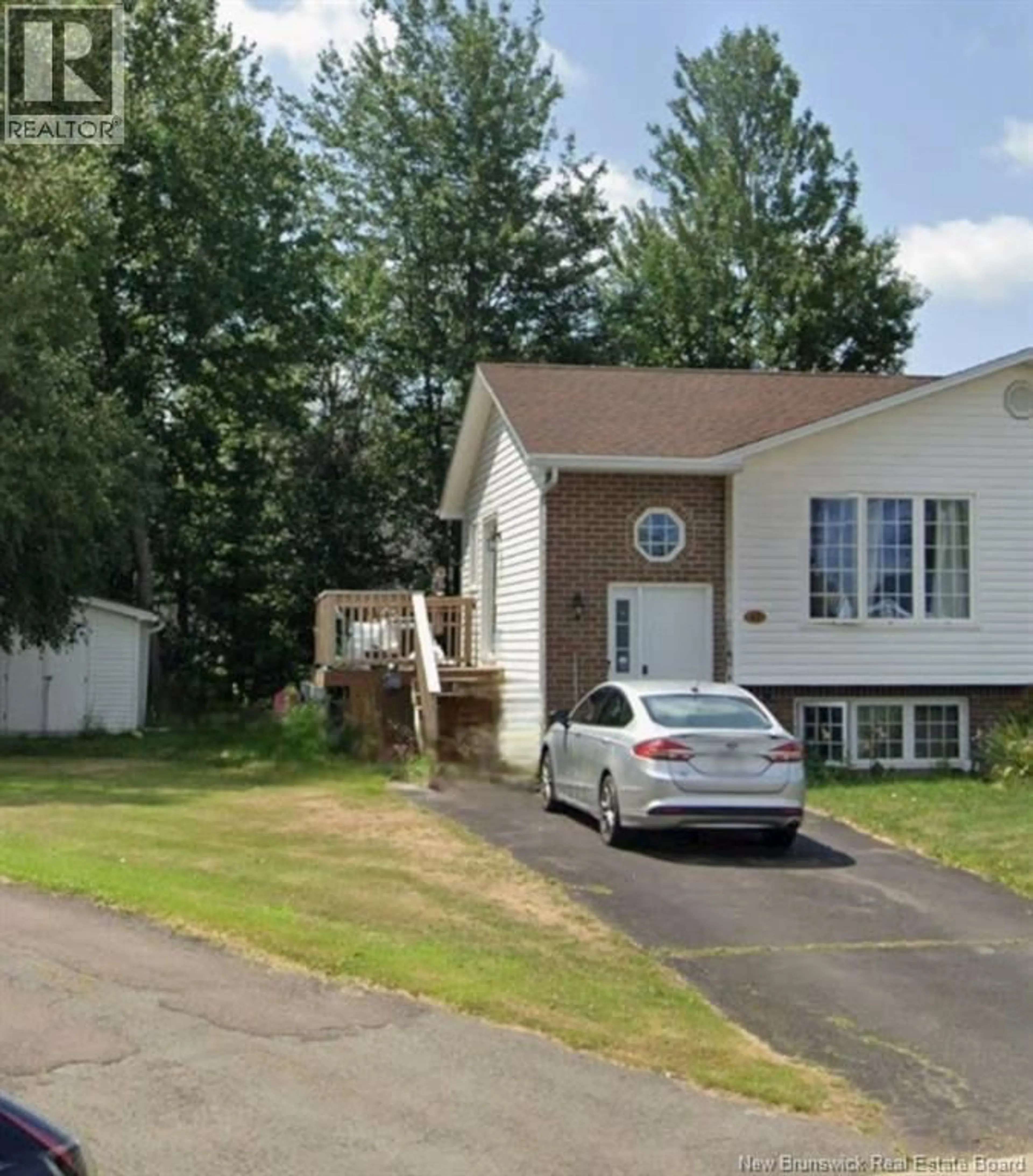 Unknown for 42 ARBOUR GREEN COURT, Moncton New Brunswick E4L3E7