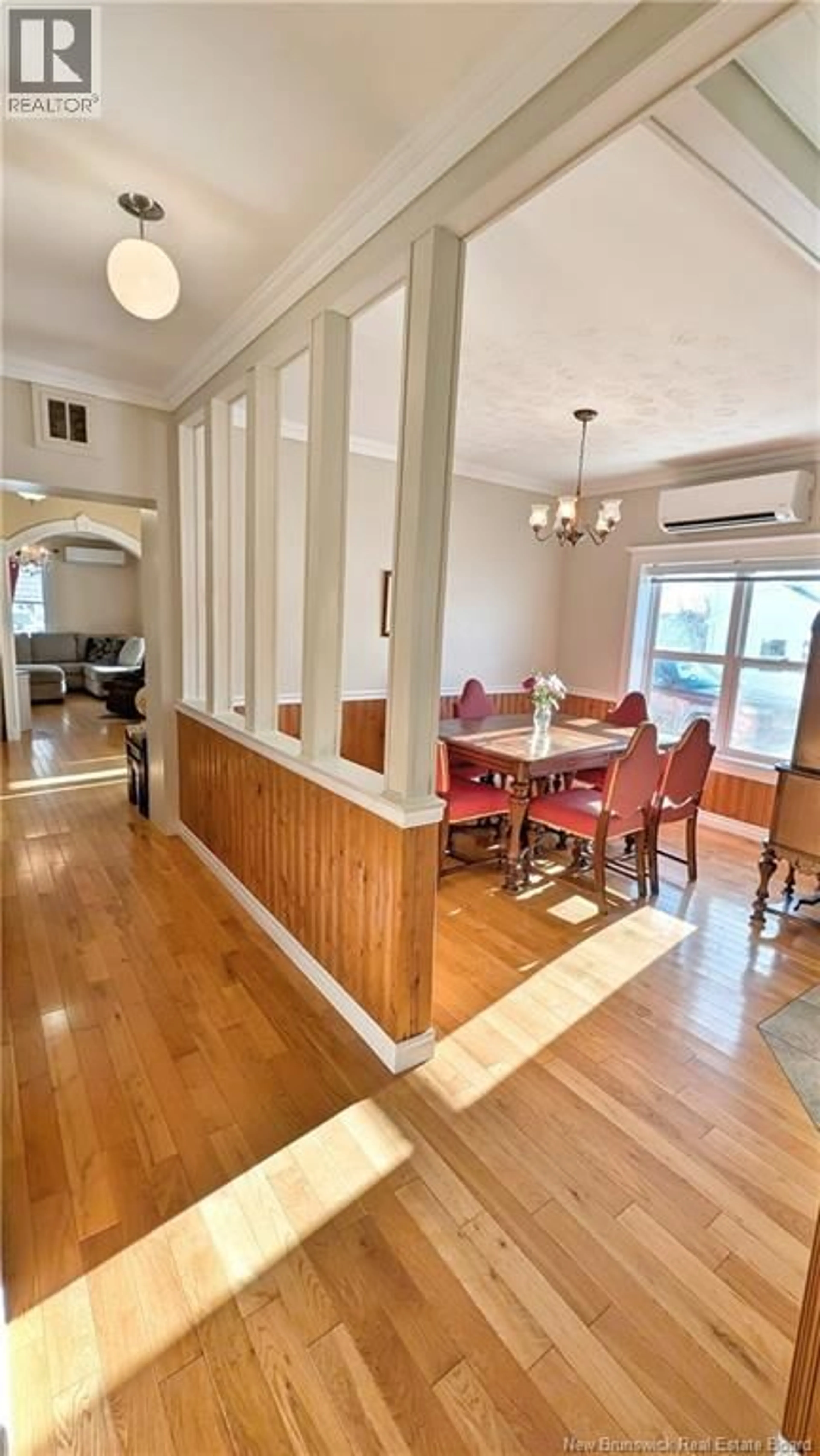 Dining room, wood/laminate floor for 53 RUE DE L'EGLISE, Inkerman New Brunswick E8P1A5