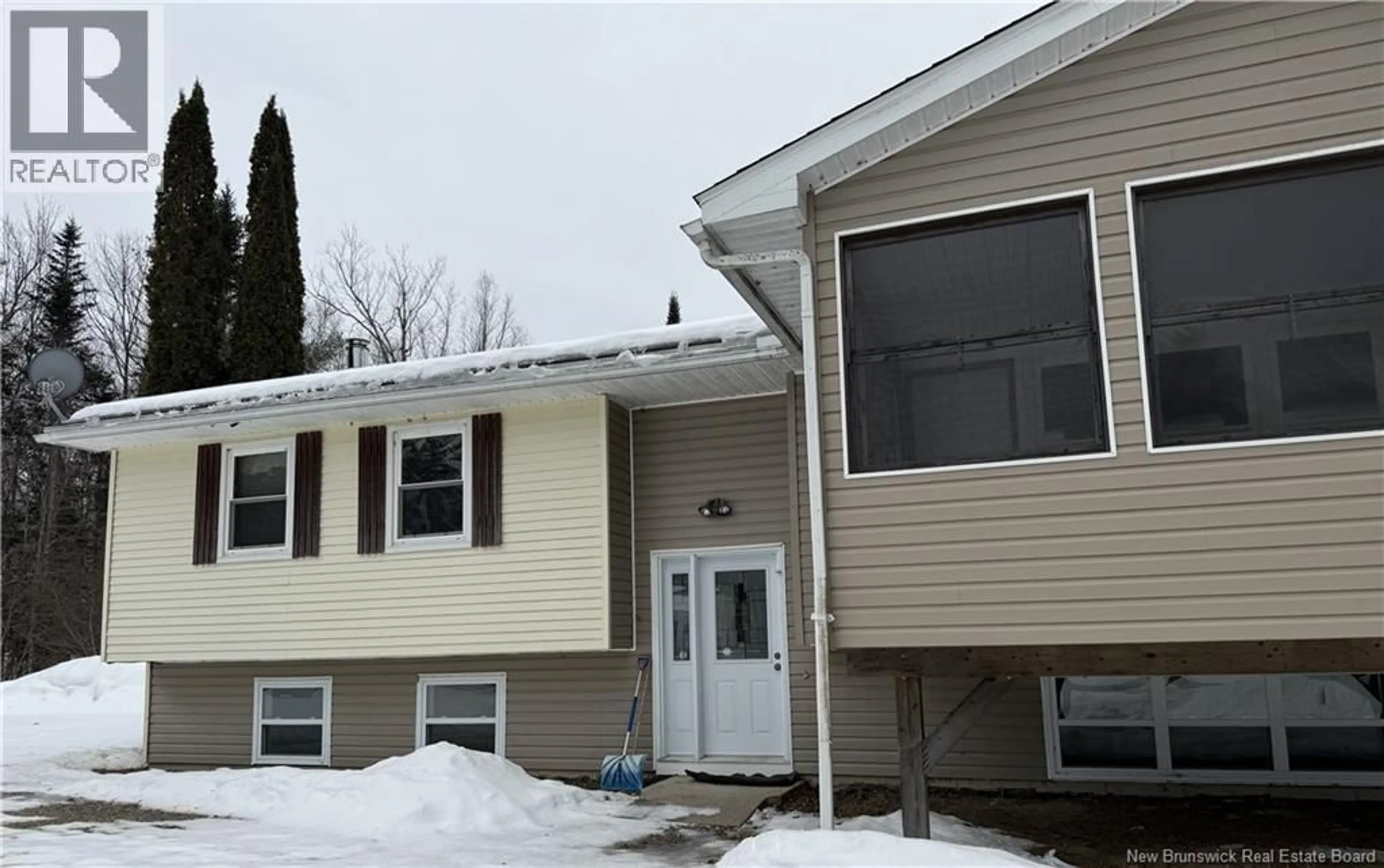 Home with vinyl exterior material, street for 255 ROUTE 735, Mayfield New Brunswick E3L5G1