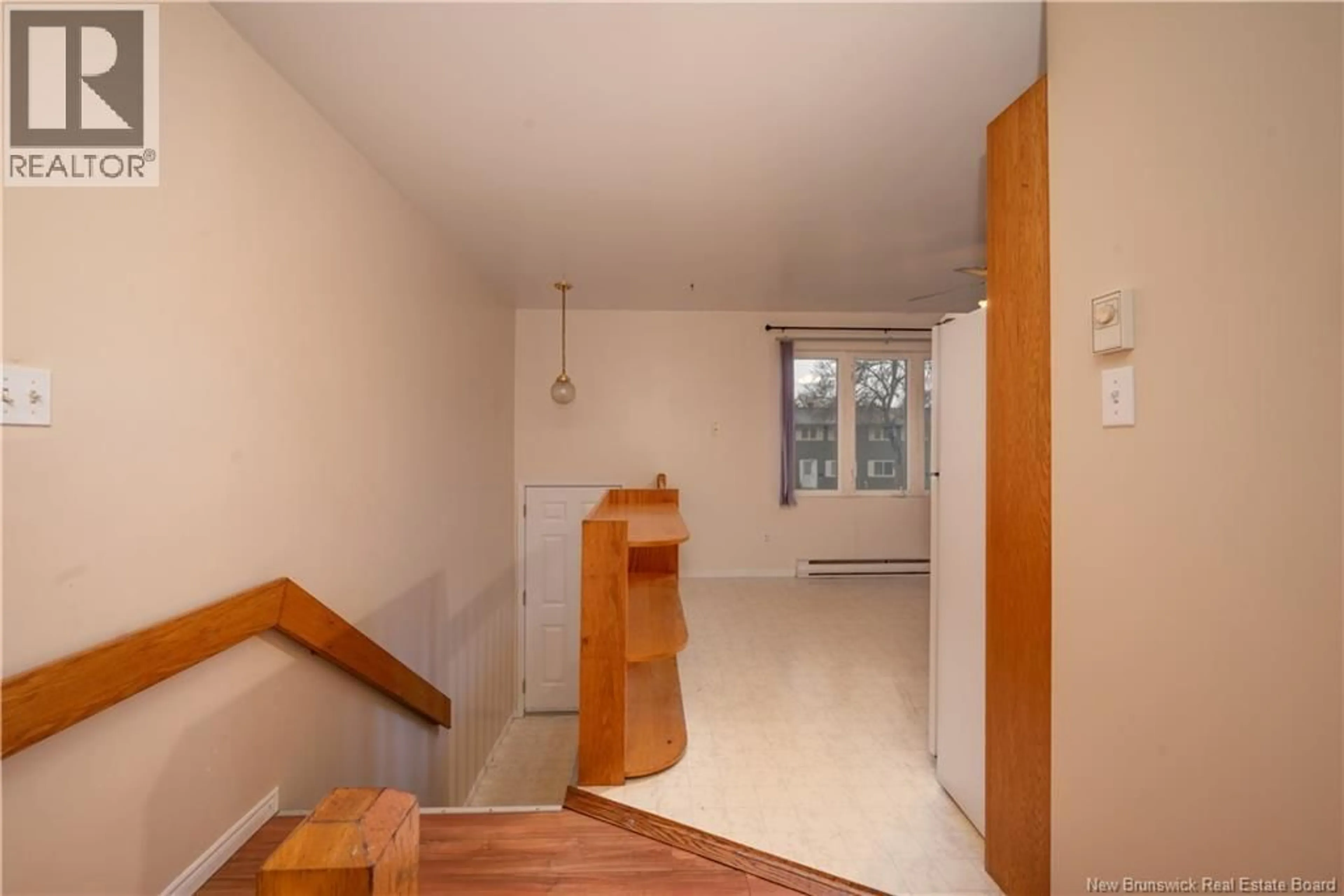 Indoor foyer for 89 SUMAC STREET, Moncton New Brunswick E1A5K4