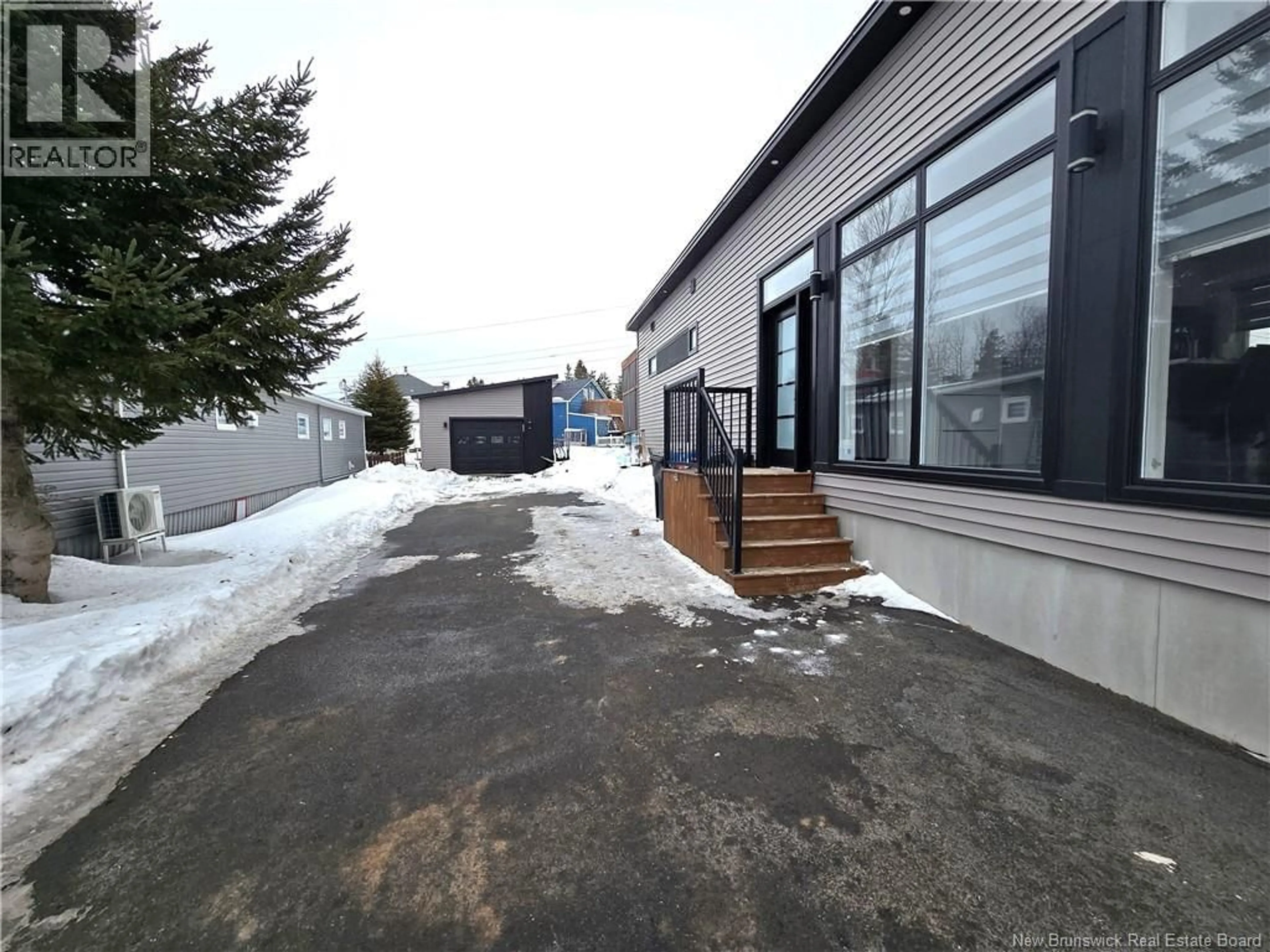 Unknown for 212 2IEME RUE, Shippagan New Brunswick E8S1T8