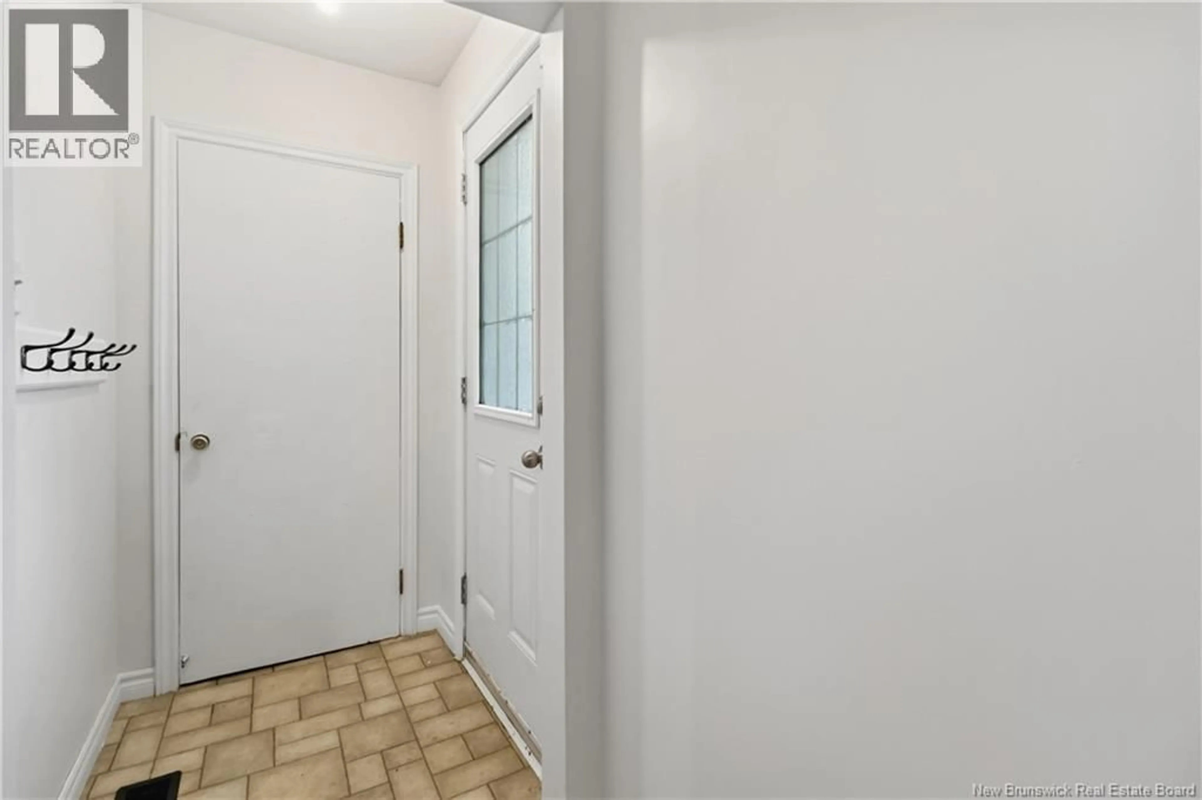 Indoor entryway for 258 JONES STREET, Moncton New Brunswick E1C6K6