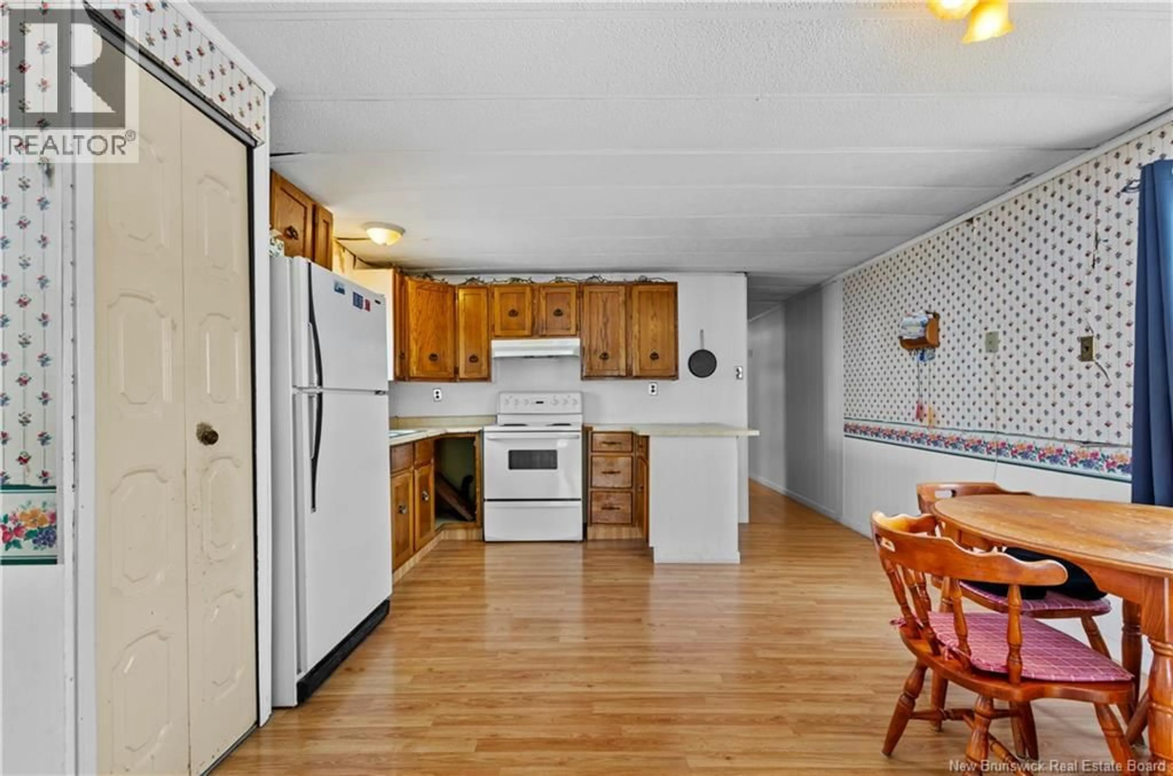 Standard kitchen, unknown for 14 ELMDALE CRESCENT, Fredericton New Brunswick E3B6P9