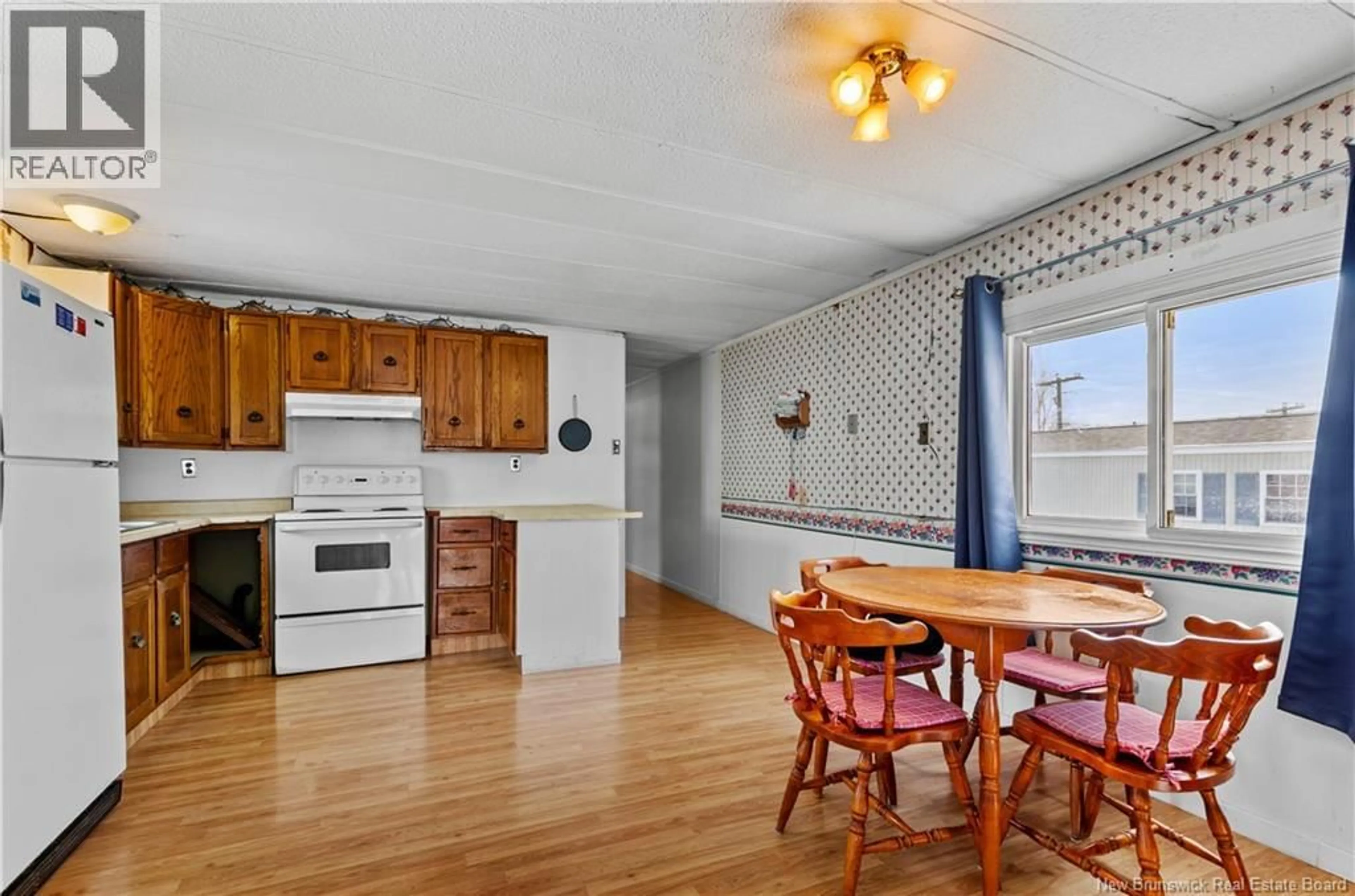 Standard kitchen, wood/laminate floor for 14 ELMDALE CRESCENT, Fredericton New Brunswick E3B6P9