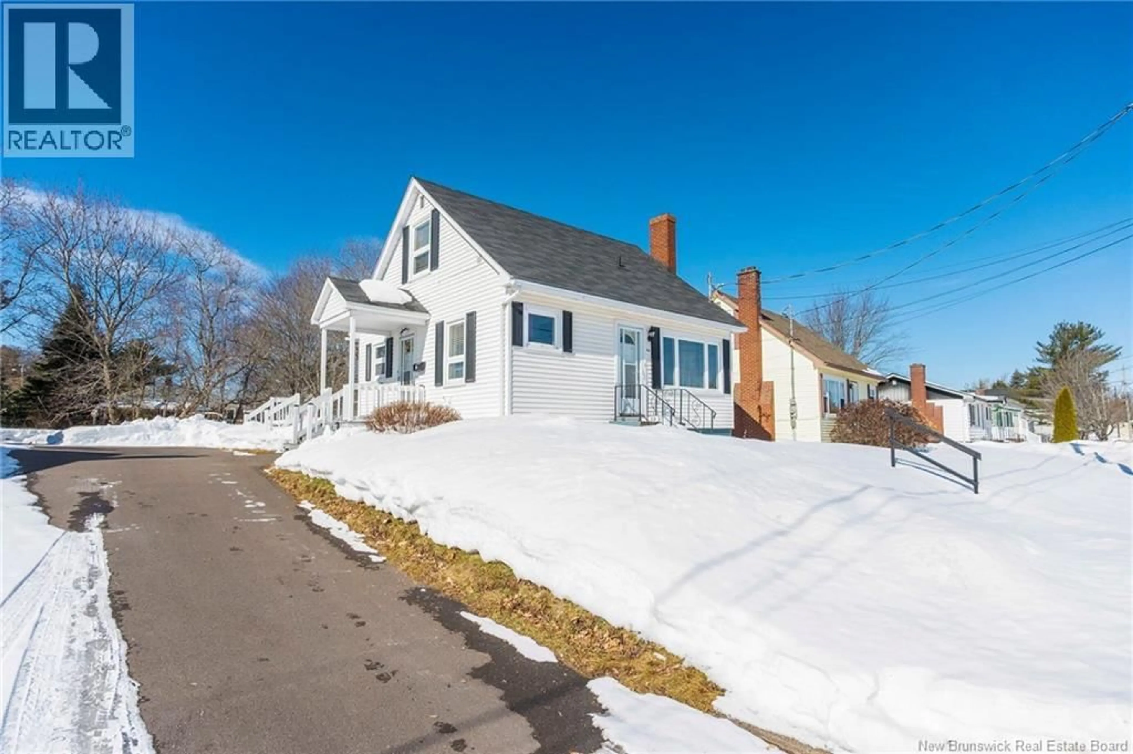 A pic from outside/outdoor area/front of a property/back of a property/a pic from drone, street for 46 LYNWOOD DRIVE, Moncton New Brunswick E1A3Z7