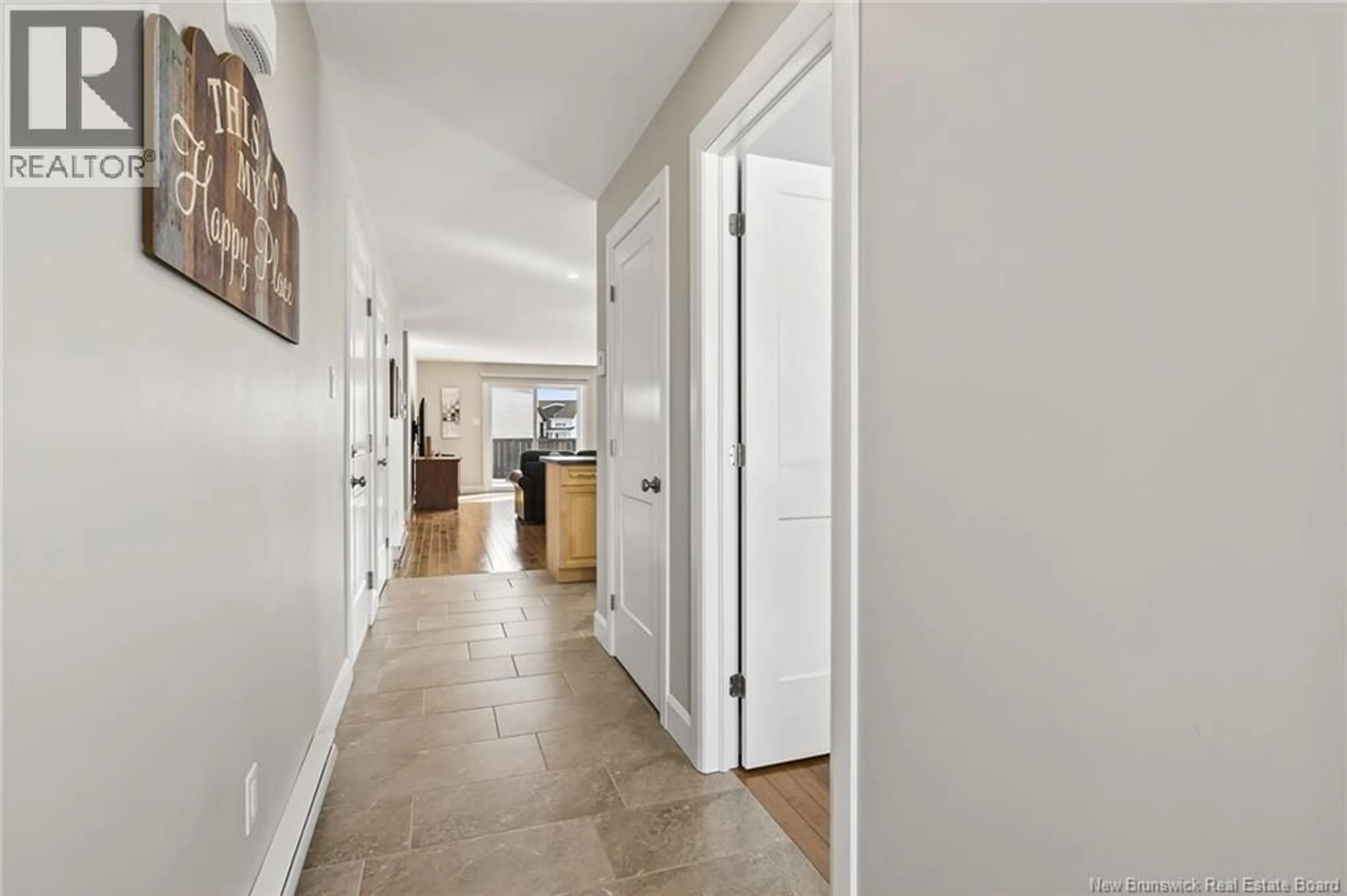 Indoor entryway for 28 AIMÉ STREET, Dieppe New Brunswick E1A9M3