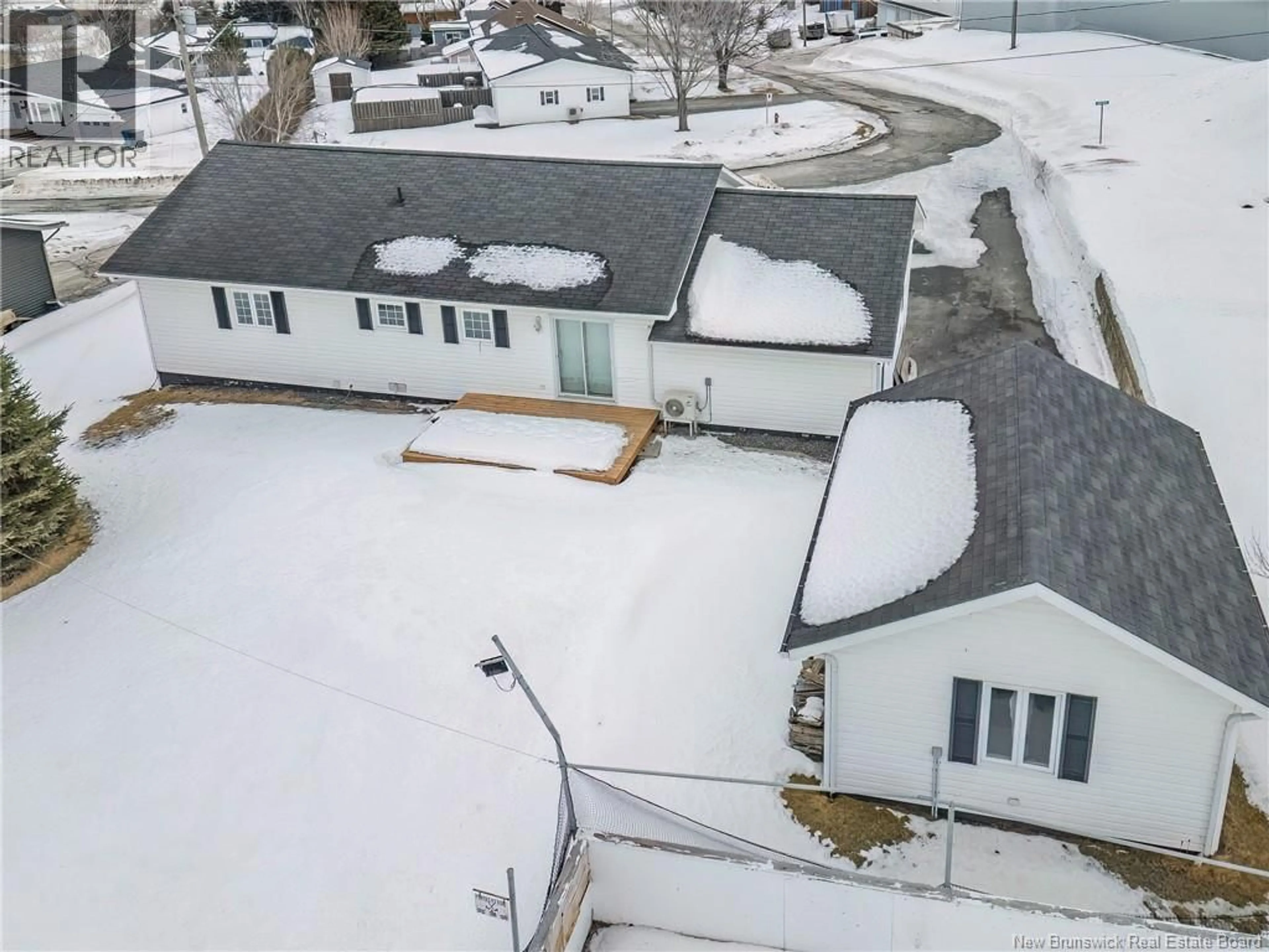 A pic from outside/outdoor area/front of a property/back of a property/a pic from drone, unknown for 835 WALKER STREET, Grand Falls New Brunswick E3Z1A4