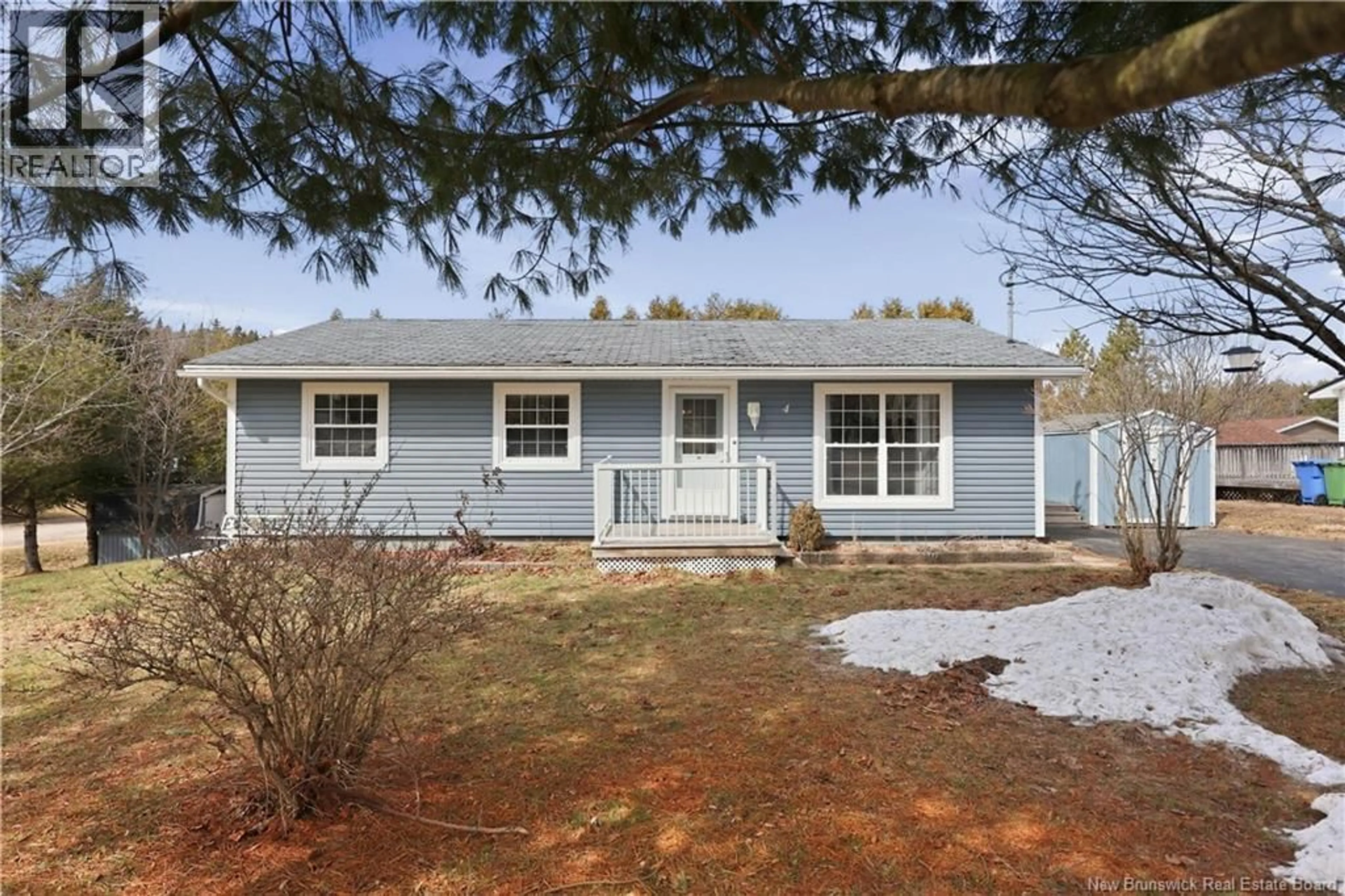 Home with vinyl exterior material, street for 4 HIGH LINE DRIVE, Lakeside New Brunswick E5N7E8