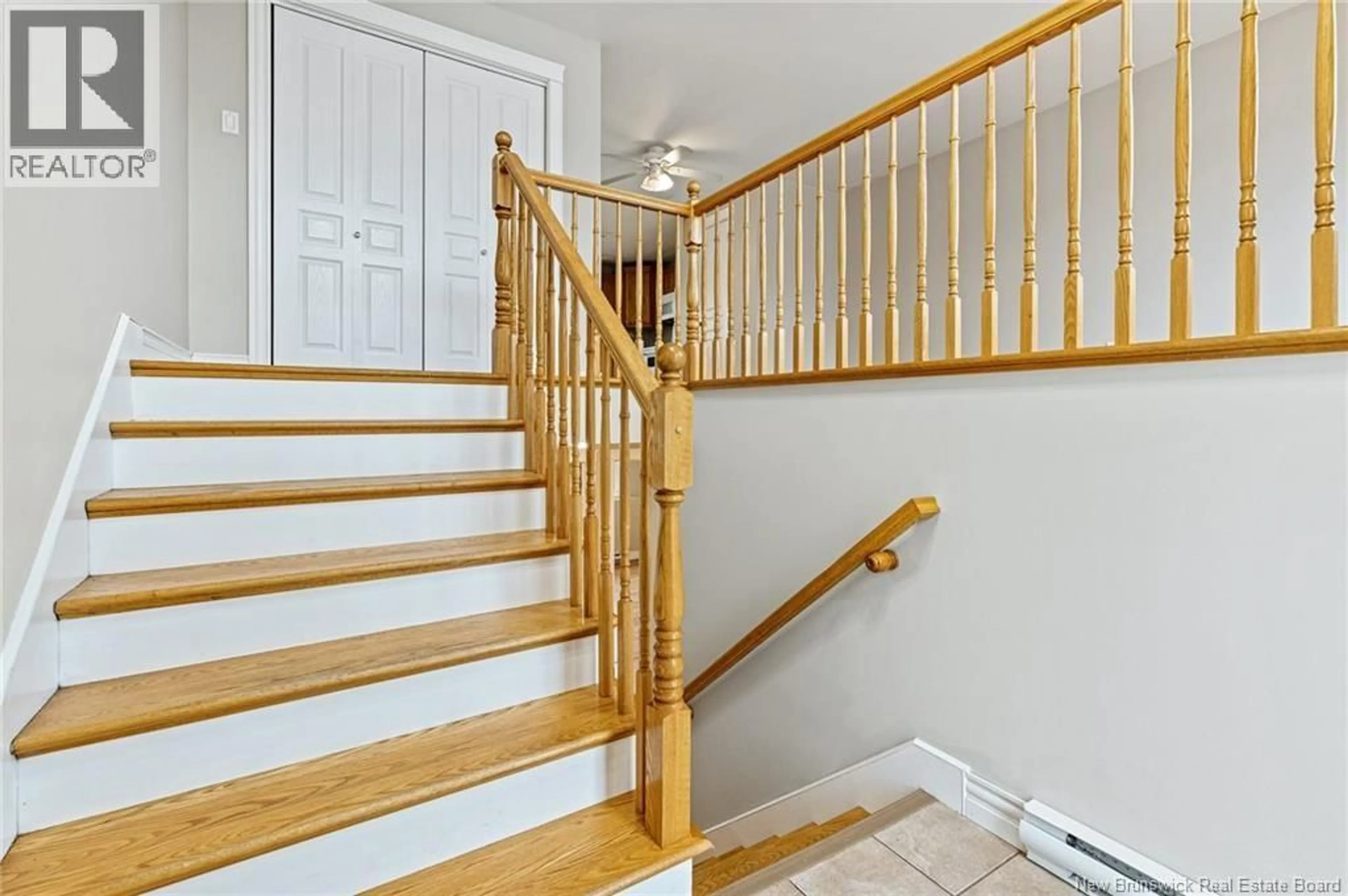 Stairs for 33-35 BARNABY STREET, Moncton New Brunswick E1A4G6