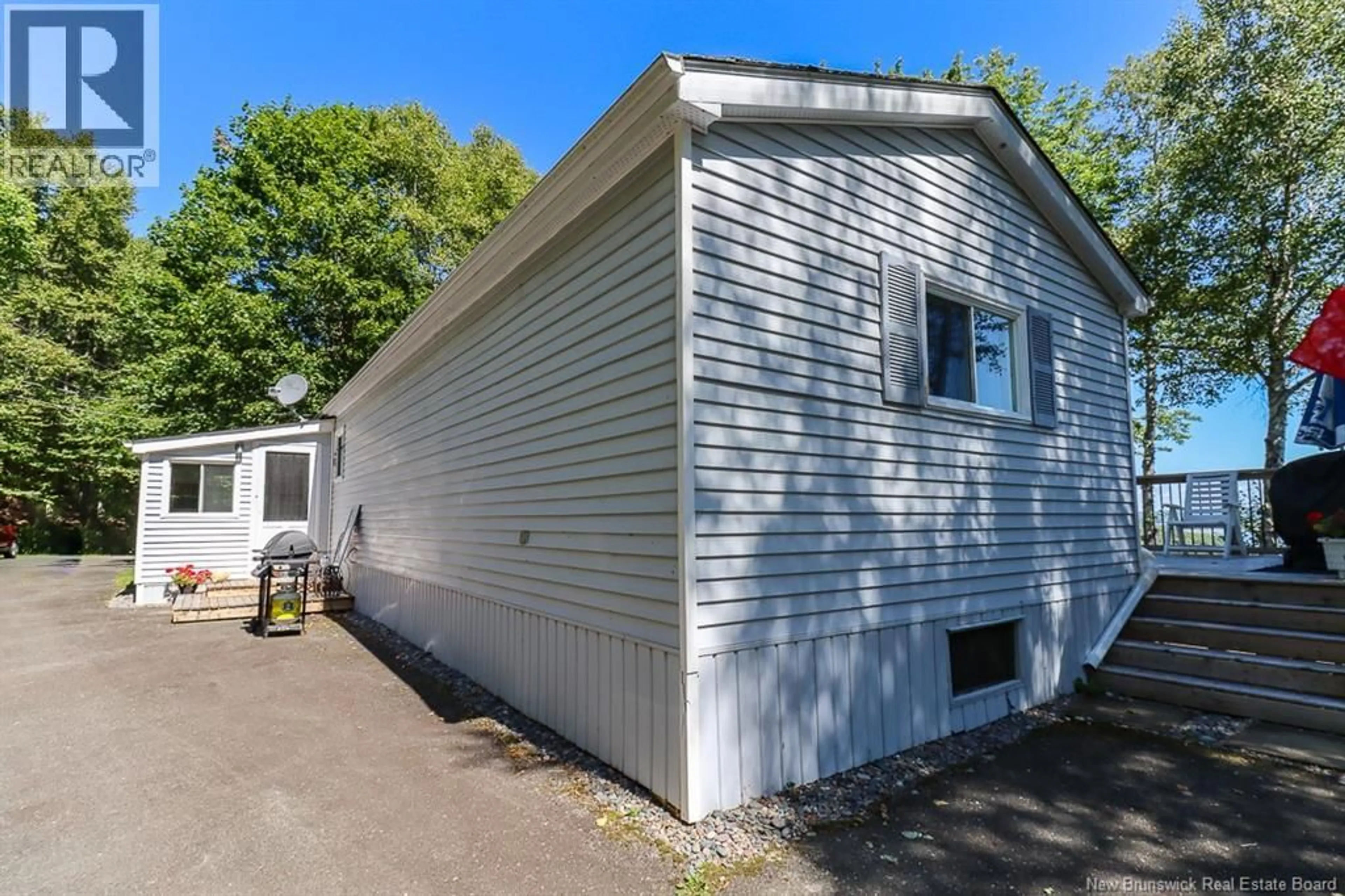 Home with vinyl exterior material, street for 7202 ROUTE 102, Central Greenwich New Brunswick E2K4N2