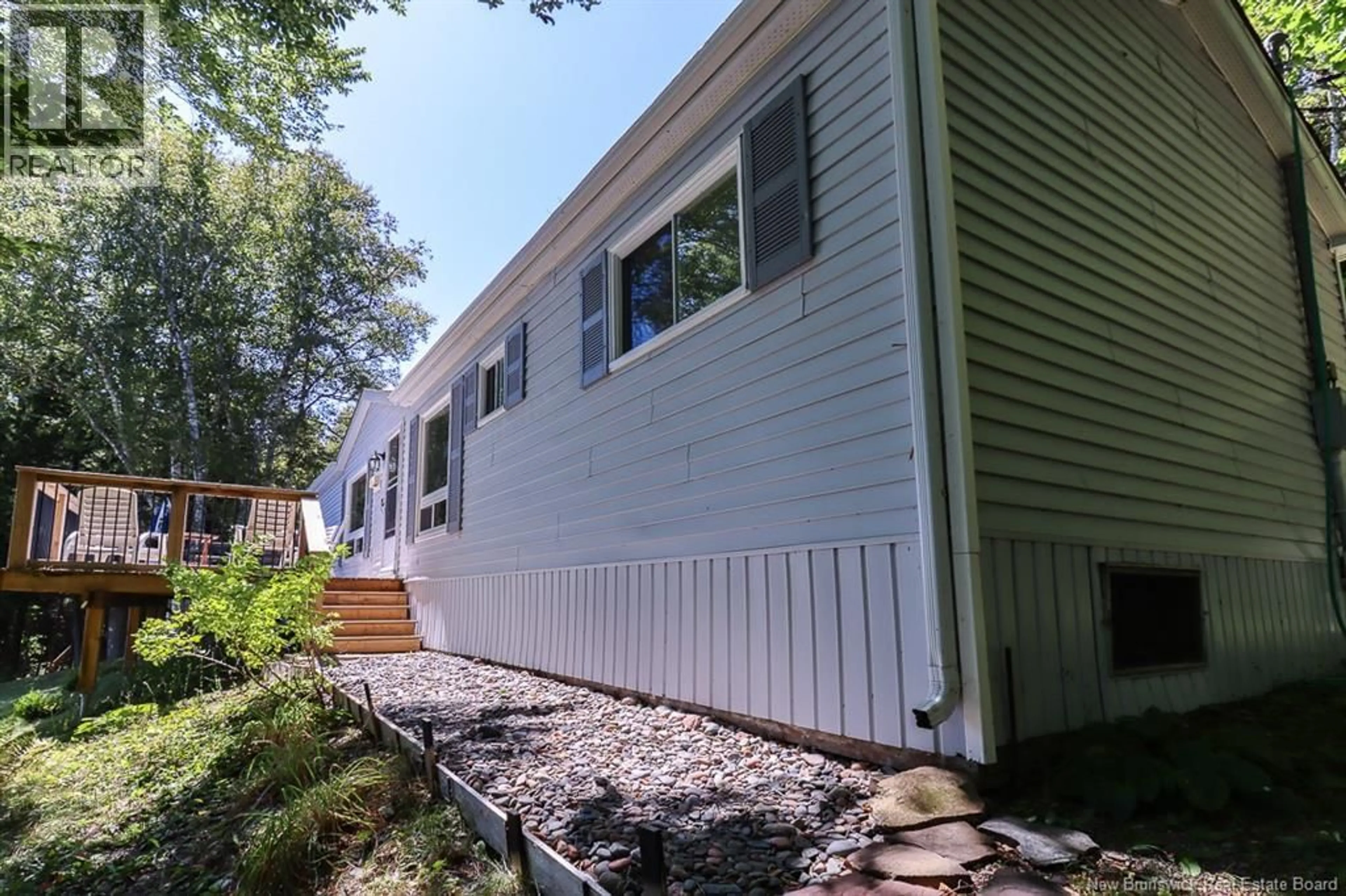 Home with vinyl exterior material, unknown for 7202 ROUTE 102, Central Greenwich New Brunswick E2K4N2