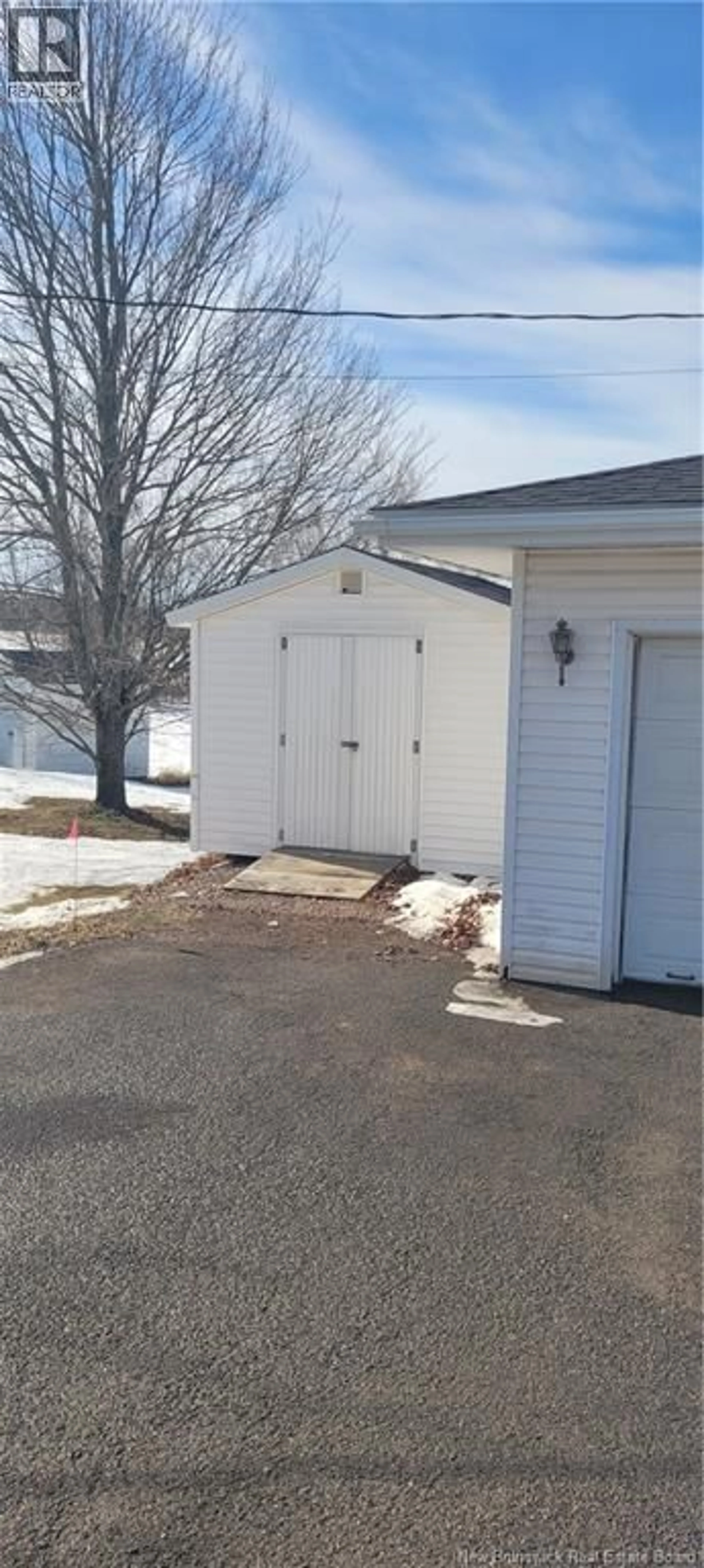 Shed for 2023 AMIRAULT STREET, Dieppe New Brunswick E1A7J9