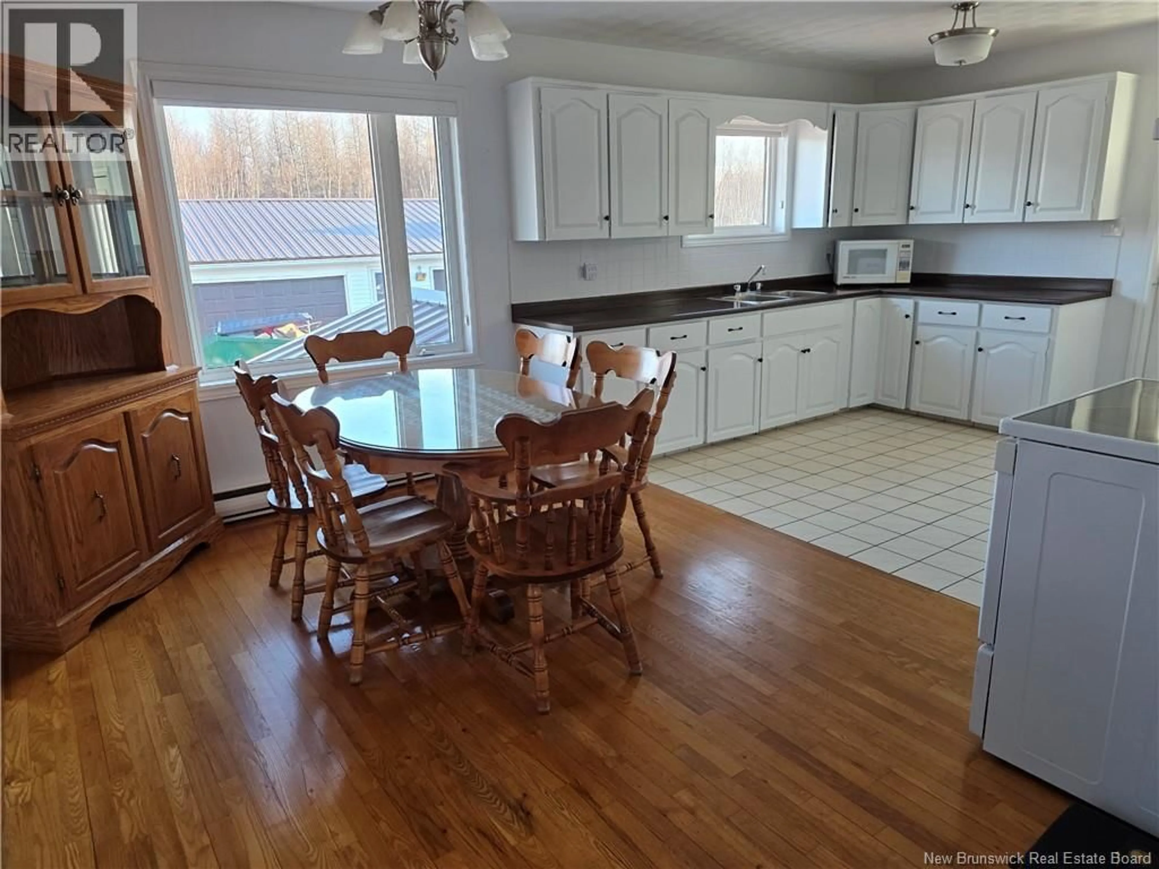Open concept kitchen, unknown for 3537 RTE 505, Richiboucto-Village New Brunswick E4W1M9