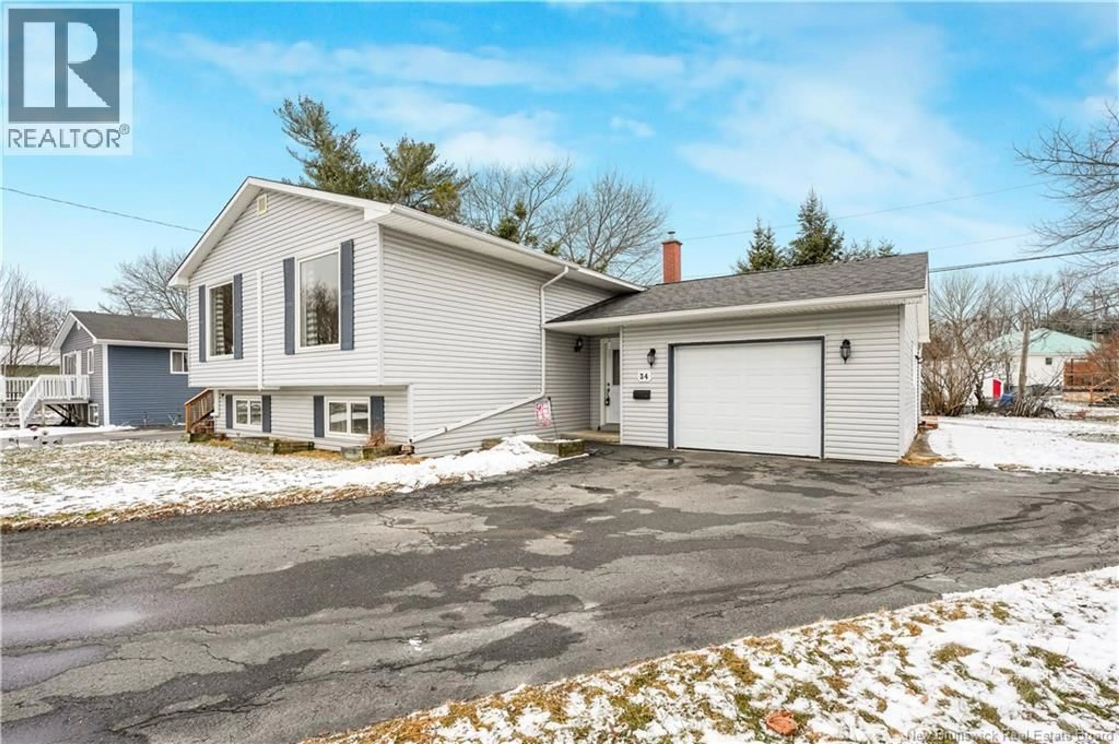 Unknown for 34 HURON AVENUE, Fredericton New Brunswick E3A1J7