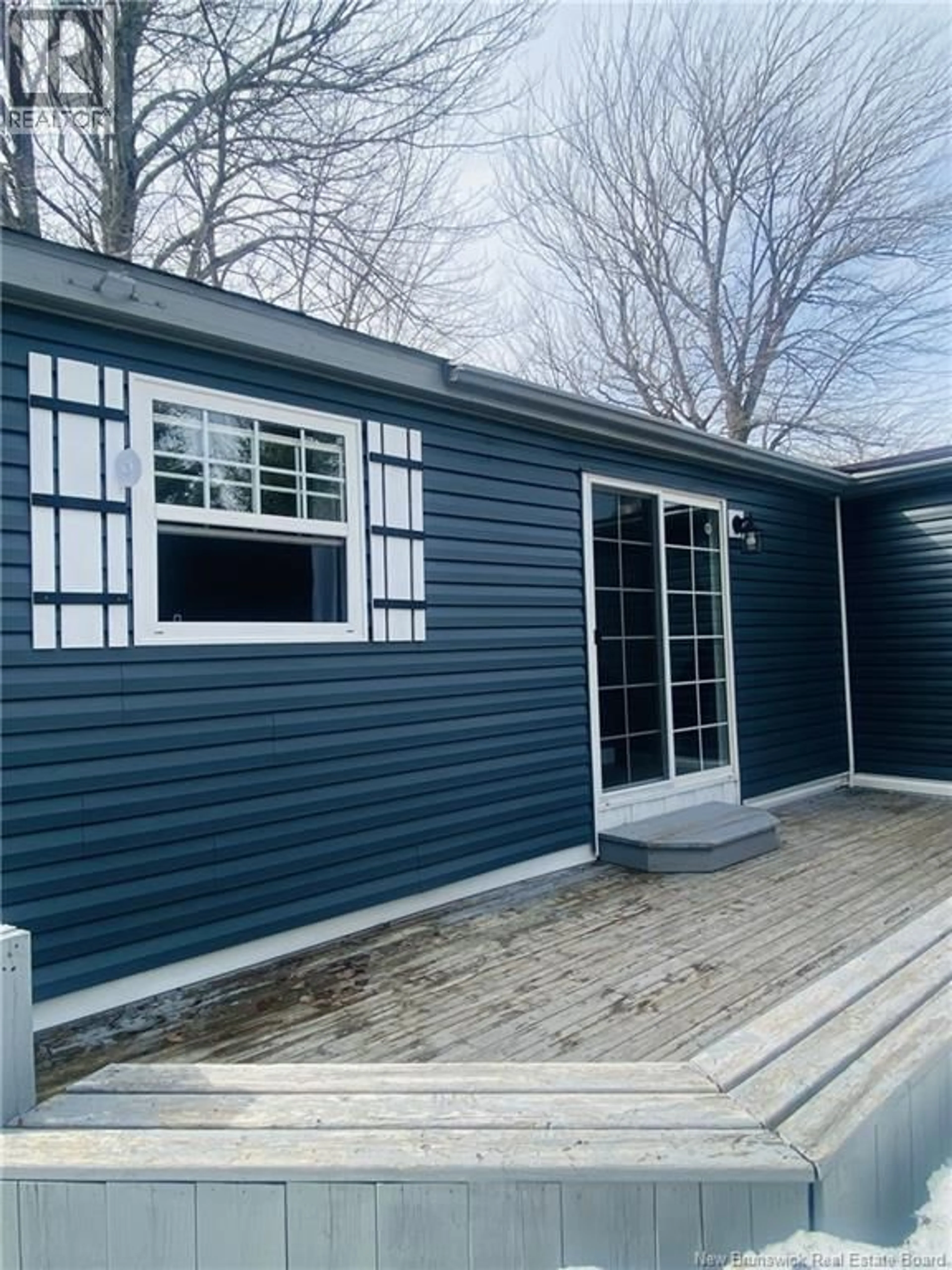 Home with vinyl exterior material, street for 19 ROBWILL STREET, Lakeville New Brunswick E1H1J9
