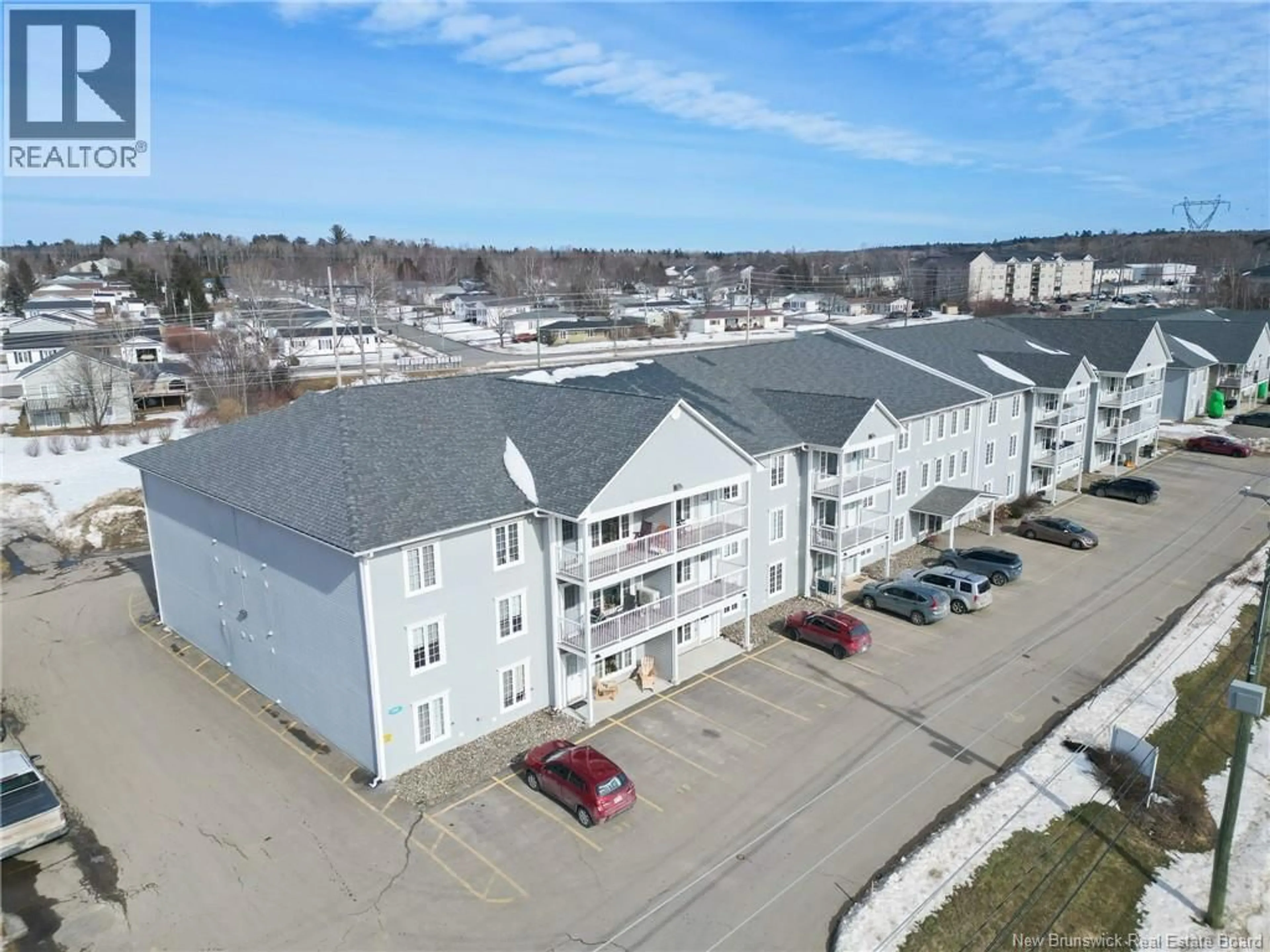 A pic from outside/outdoor area/front of a property/back of a property/a pic from drone, building for 9 - 185 REYNOLDS STREET, Nashwaaksis New Brunswick E3A0K7