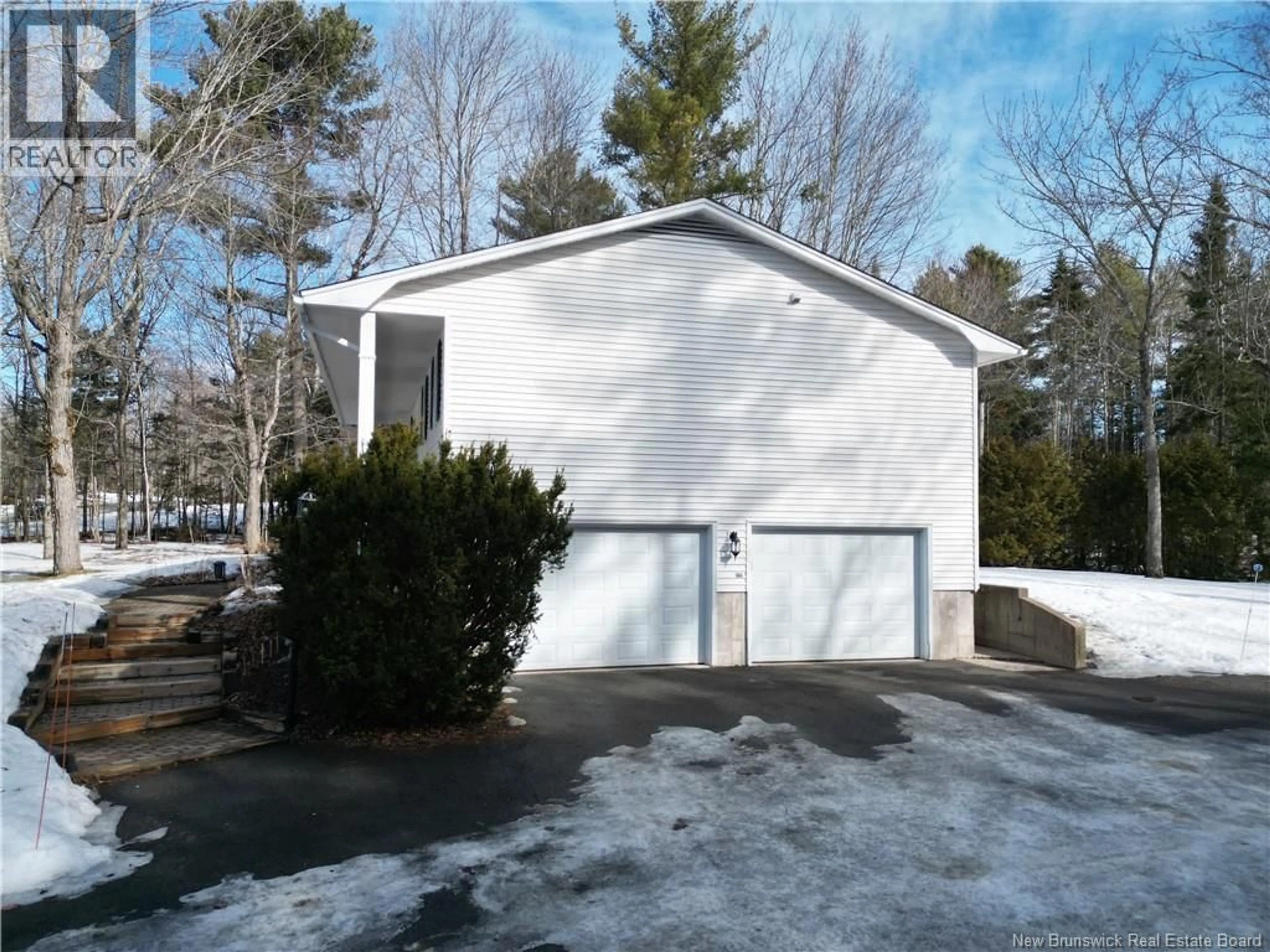 Indoor garage for 65 MILKY WAY DRIVE, Hanwell New Brunswick E3C1M7
