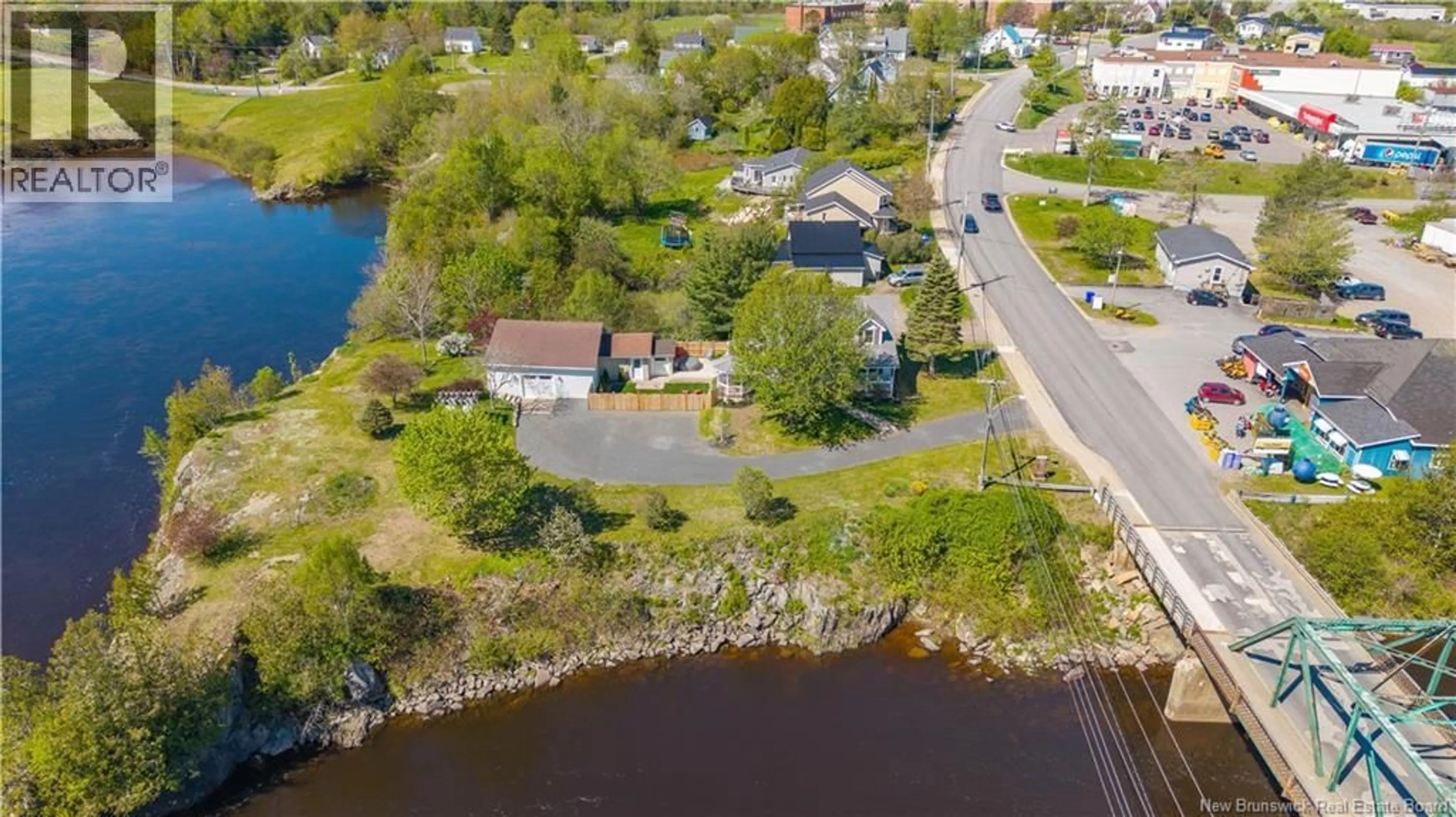 A pic from outside/outdoor area/front of a property/back of a property/a pic from drone, water/lake/river/ocean view for 152 BRUNSWICK STREET, St George New Brunswick E5C3A5