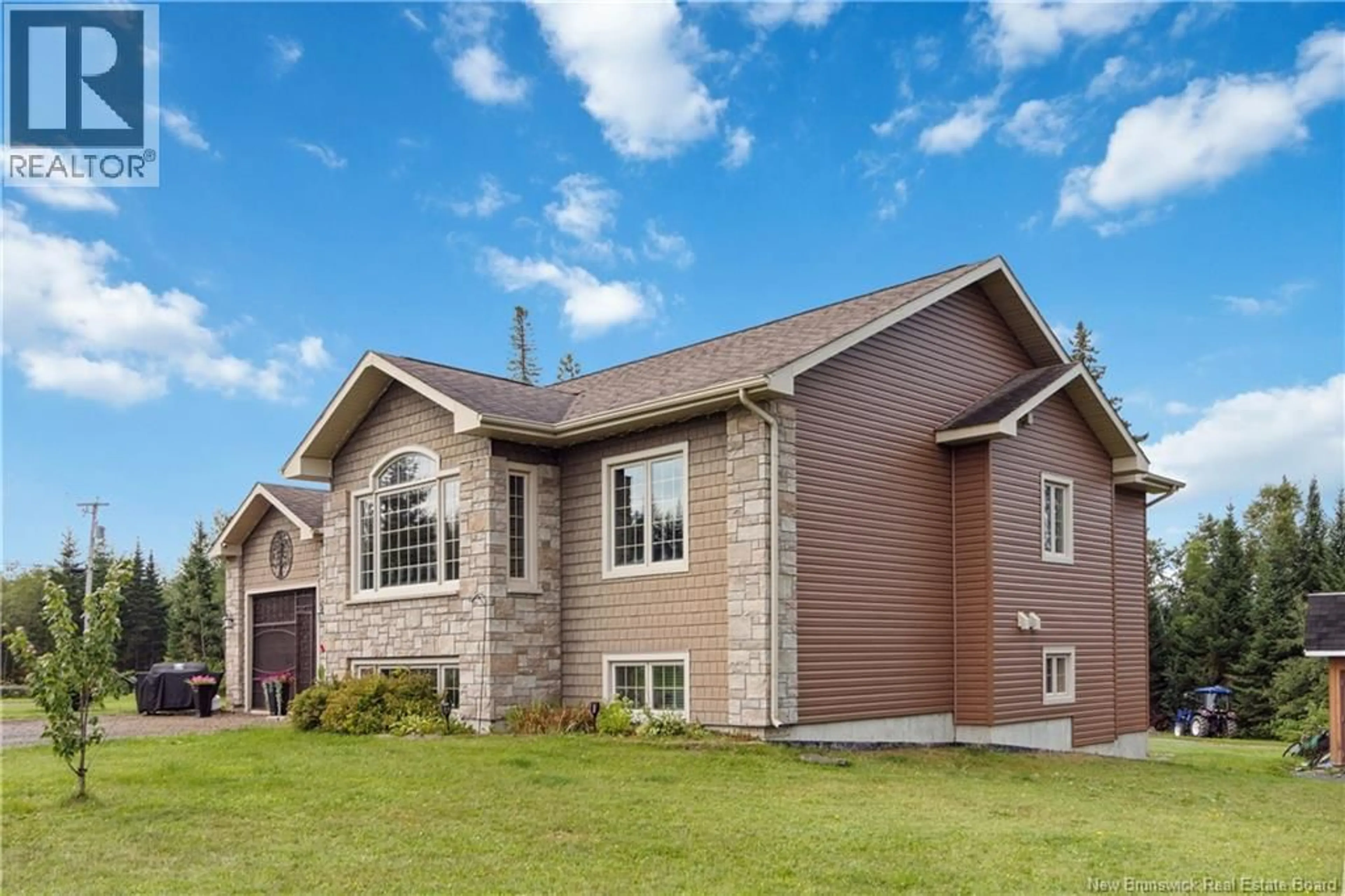 Unknown for 466 ROUTE 17, Saint-Léonard New Brunswick E7E2L7