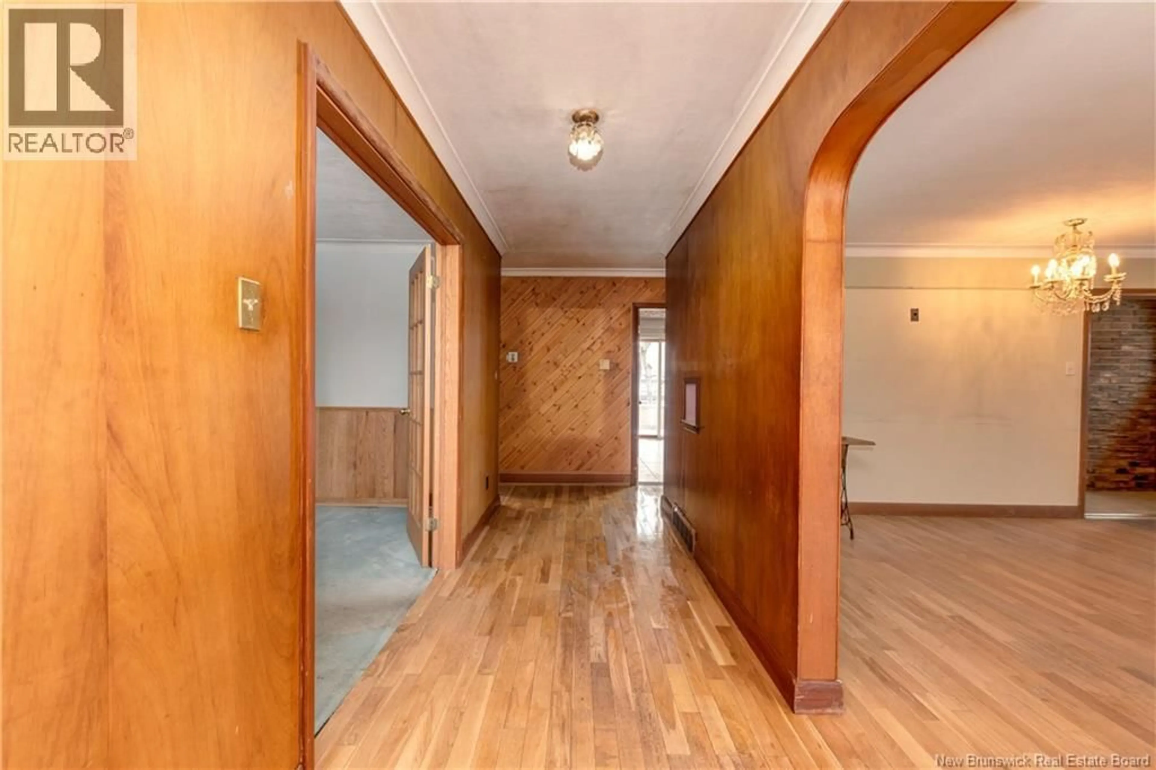 Indoor foyer for 17 MACBETH AVENUE, Moncton New Brunswick E1C6Z1