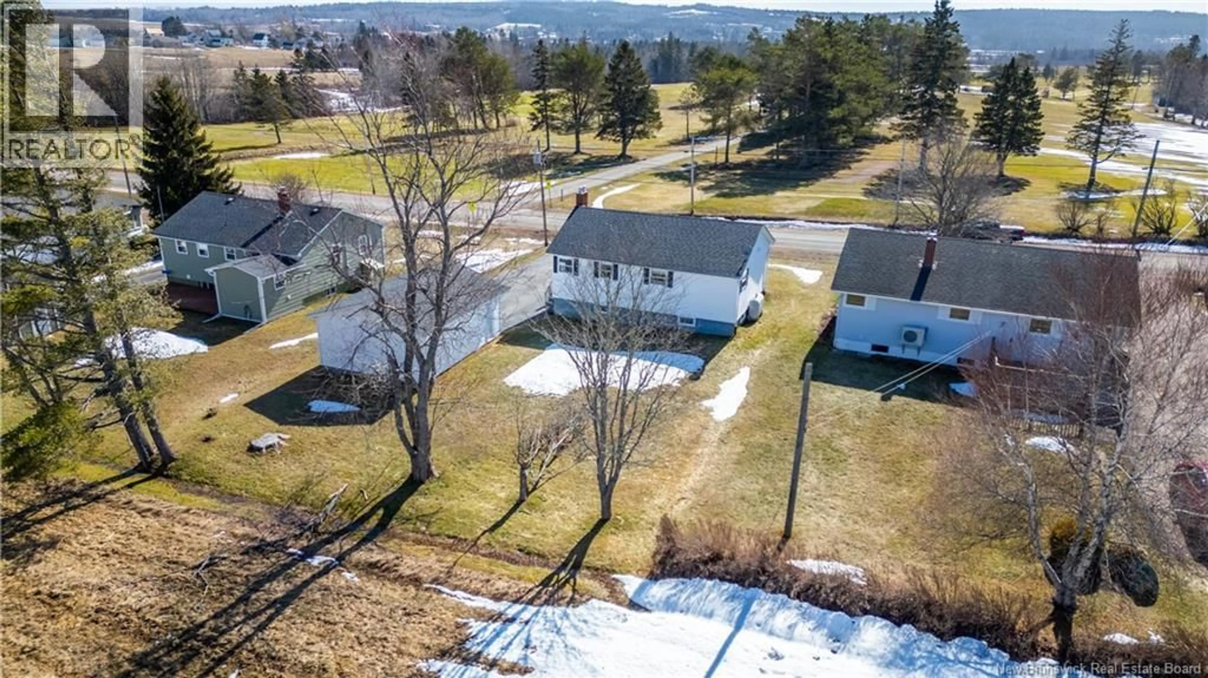 A pic from outside/outdoor area/front of a property/back of a property/a pic from drone, unknown for 43 FAIRFIELD ROAD, Sackville New Brunswick E4L2X4
