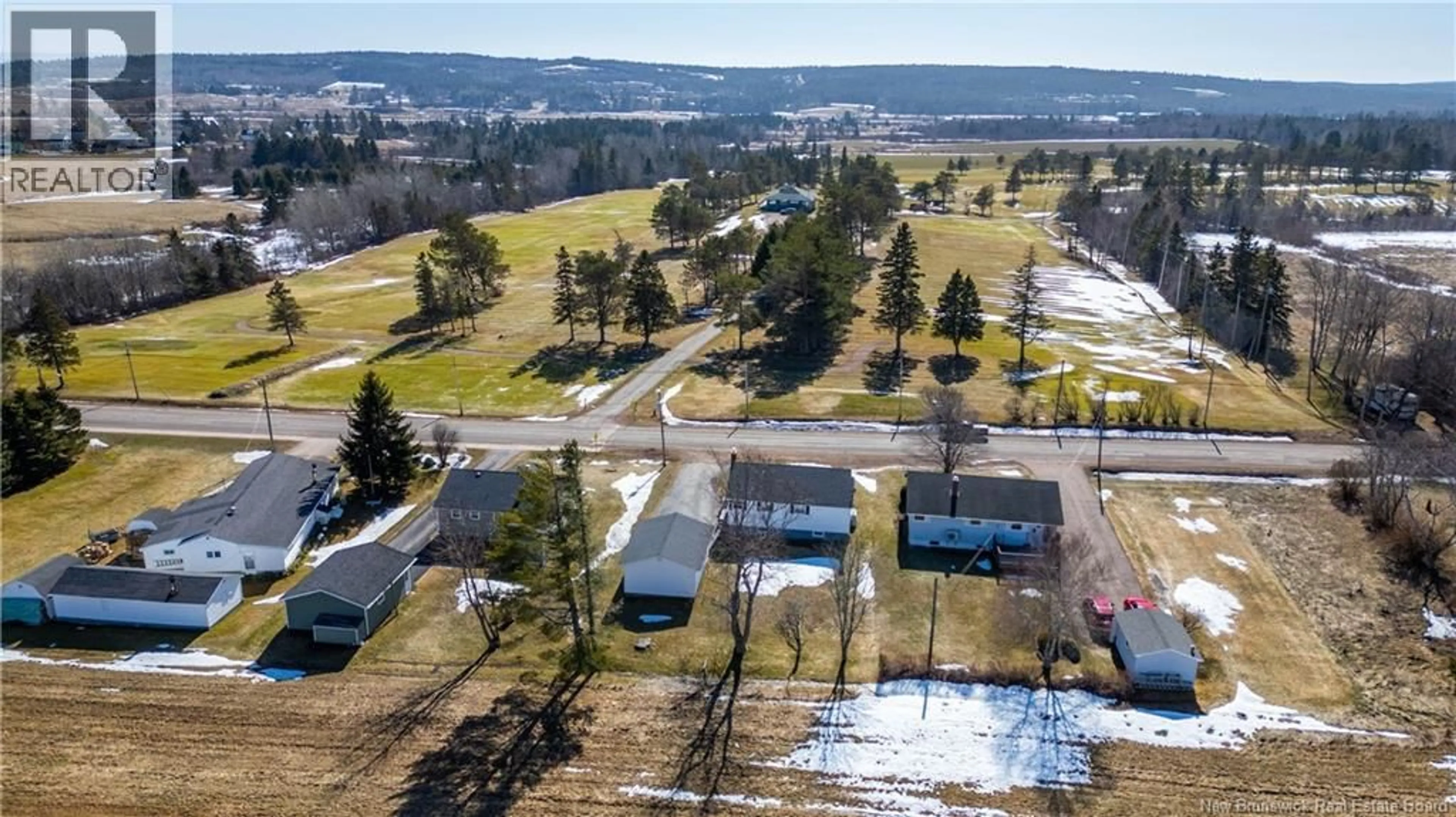 A pic from outside/outdoor area/front of a property/back of a property/a pic from drone, unknown for 43 FAIRFIELD ROAD, Sackville New Brunswick E4L2X4