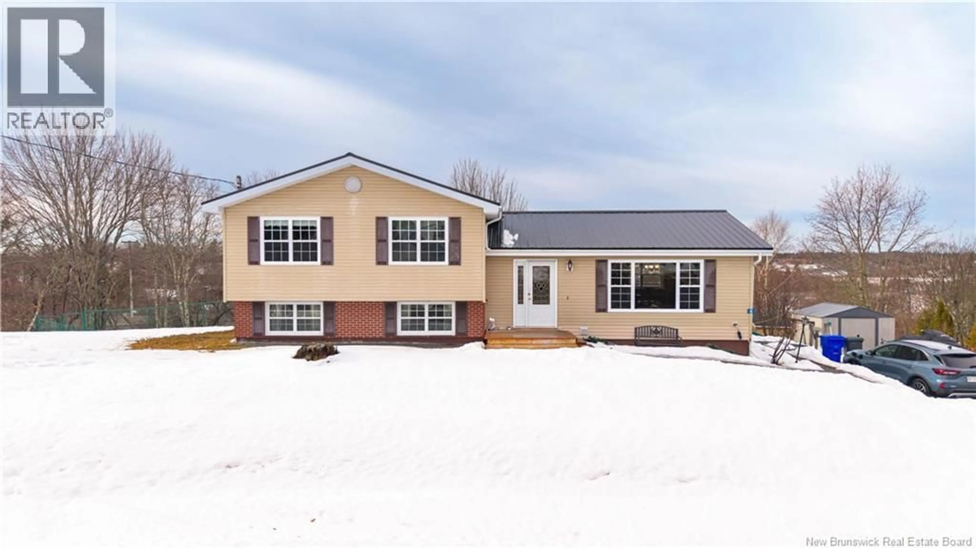 Home with vinyl exterior material, street for 6 KENNEDY COURT, St George New Brunswick E5C3G4