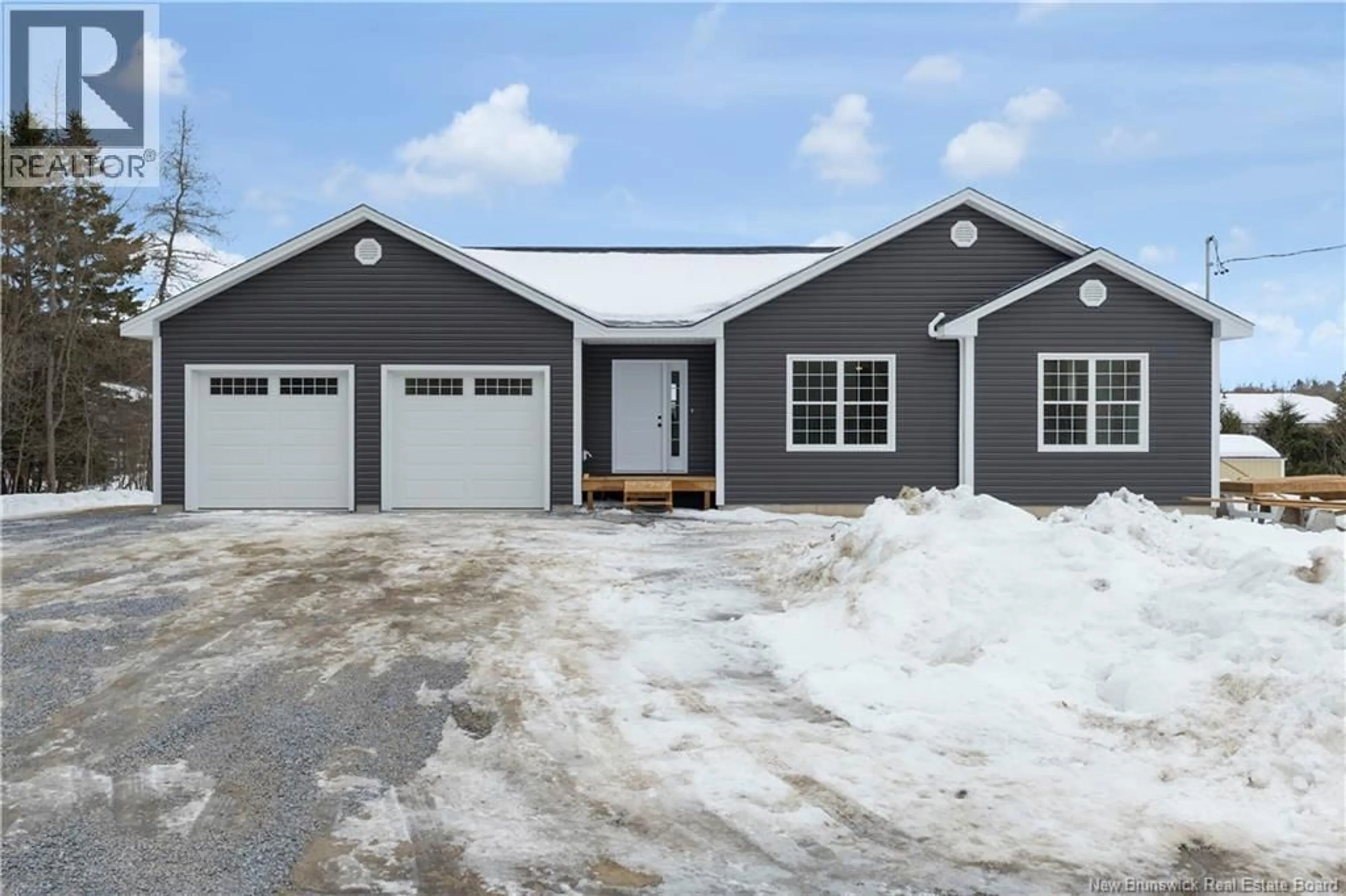 Home with vinyl exterior material, street for 17 CHRISTOPHER AVENUE, Hampton New Brunswick E5N0R3