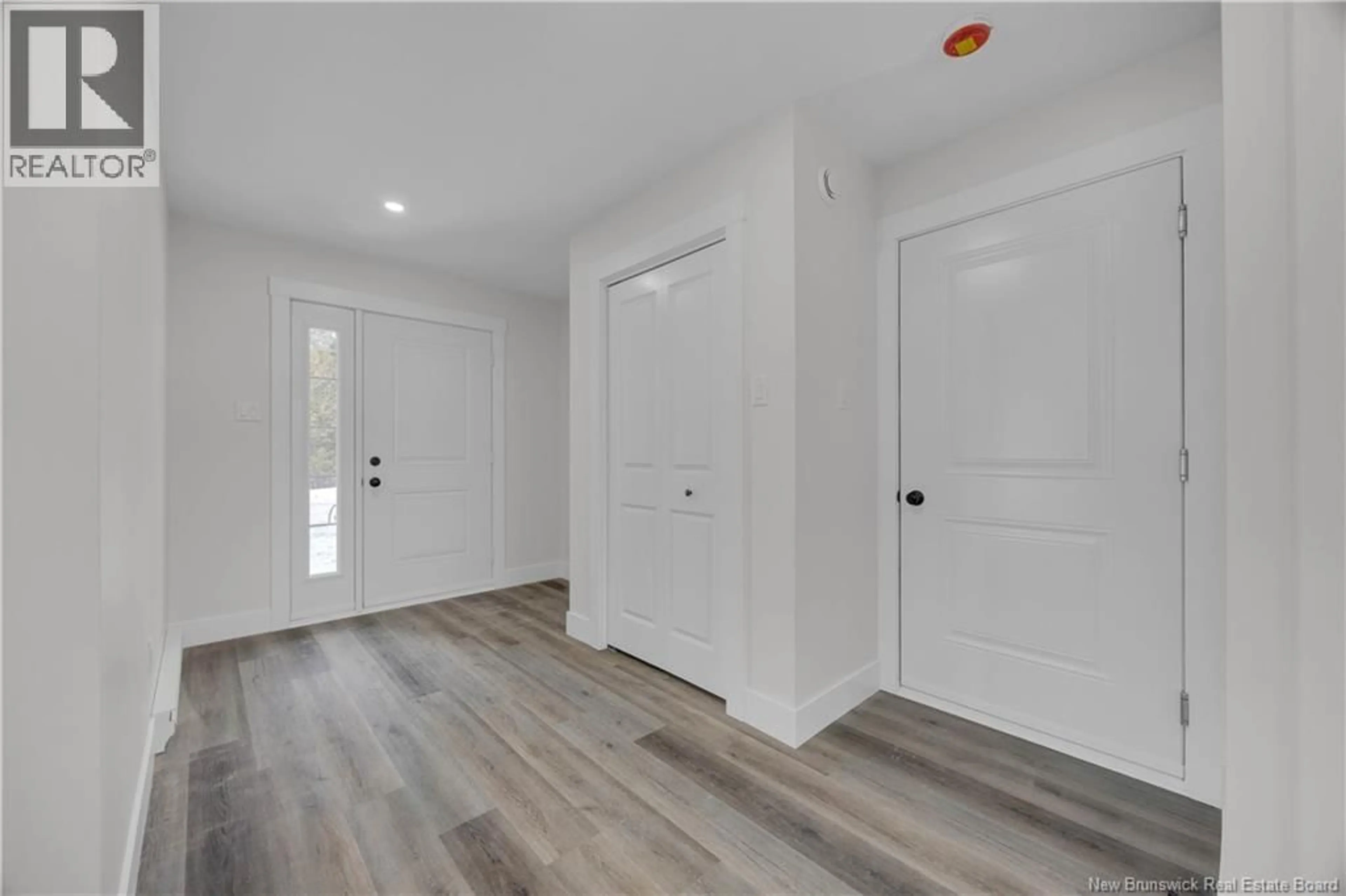 Indoor entryway for 17 CHRISTOPHER AVENUE, Hampton New Brunswick E5N0R3