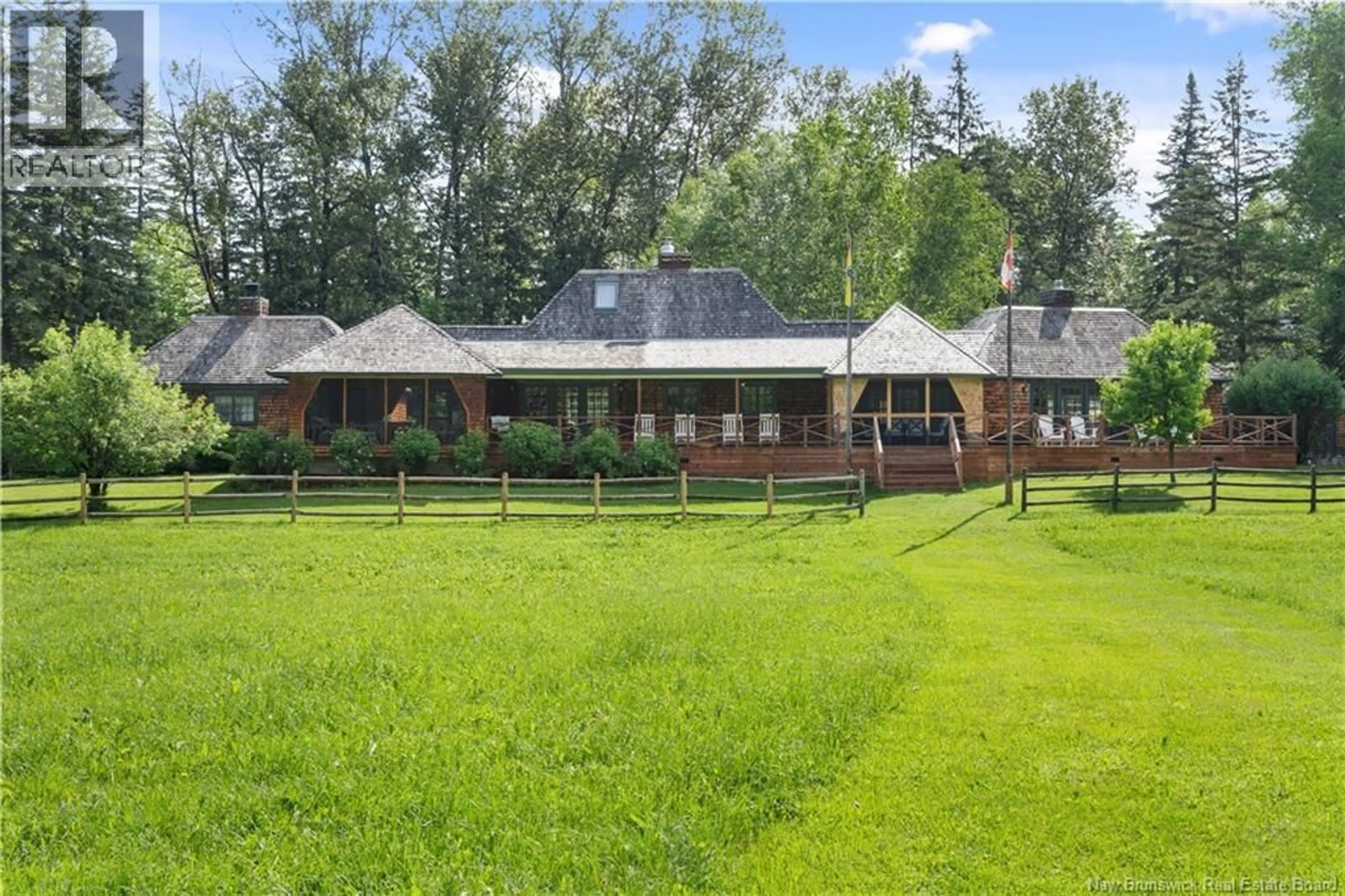 A pic from outside/outdoor area/front of a property/back of a property/a pic from drone, mountain view for 115 MURRAY ROAD, Robinsonville New Brunswick E3N6H4